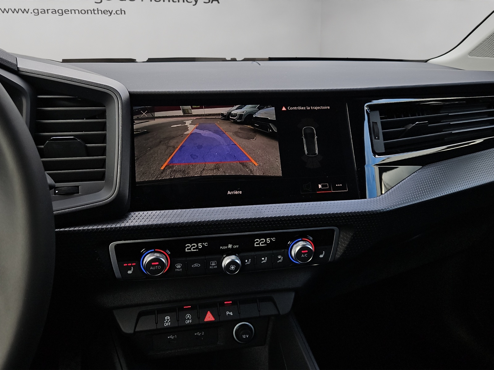AUDI A1 Sportback 30 TFSI Attraction S-tronic-image-12