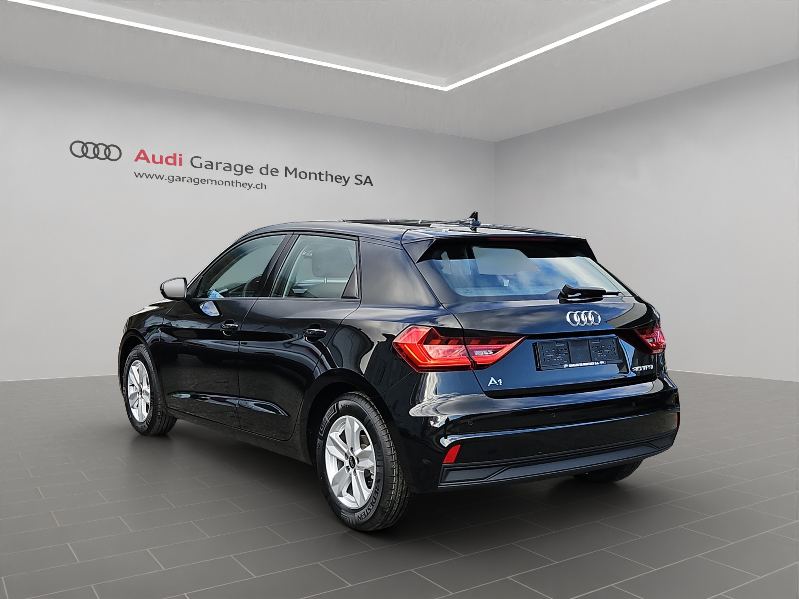 AUDI A1 Sportback 30 TFSI Attraction S-tronic-image-5
