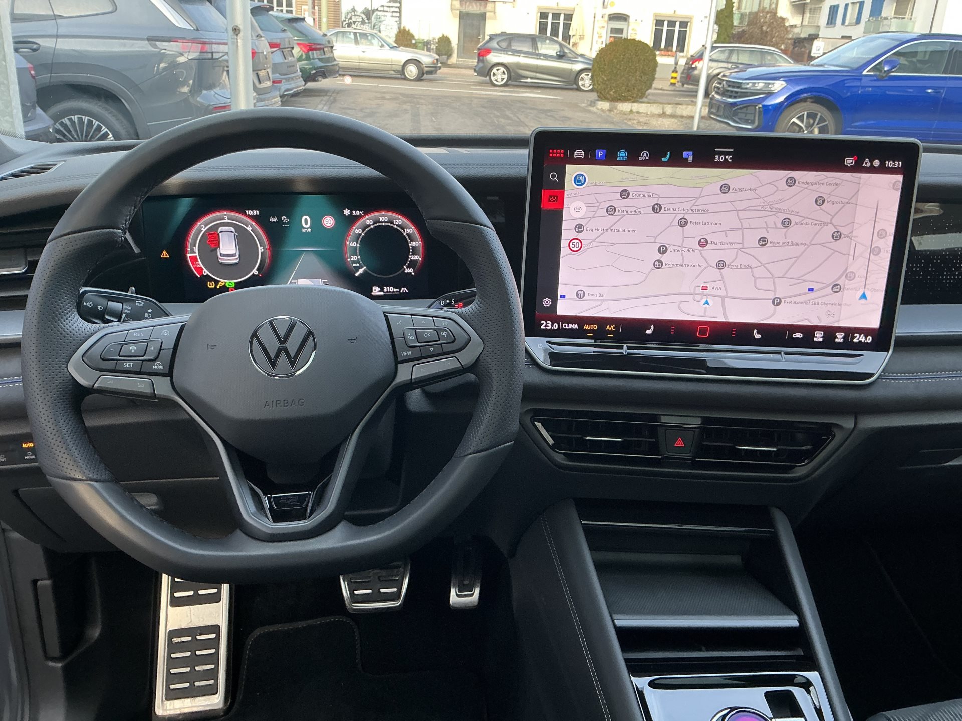 VW Tayron 2.0 TDI 193PS 4Motion R-Line *** BLACK STYLE & PANORAMADACH ***-image-9