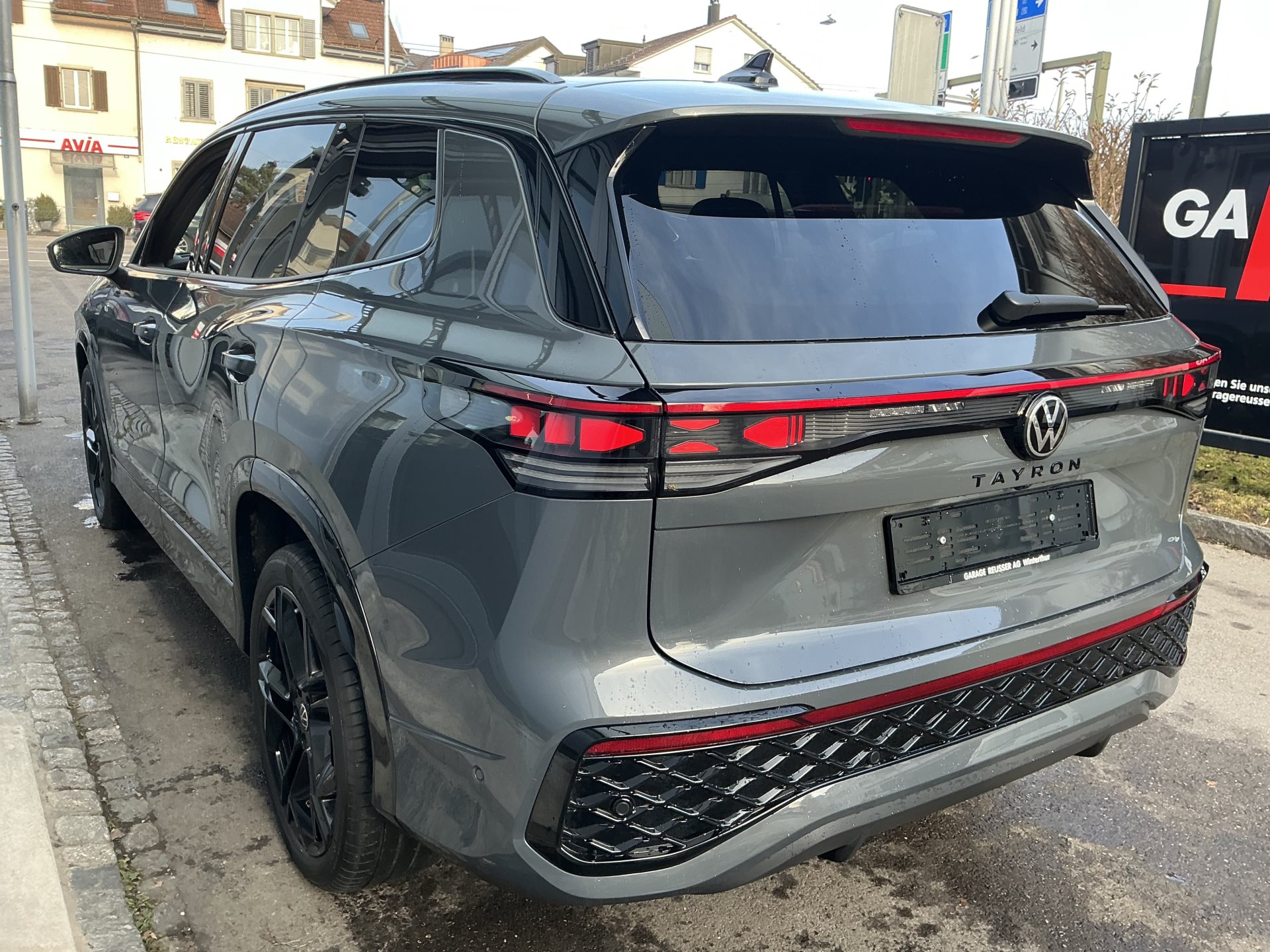 VW Tayron 2.0 TDI 193PS 4Motion R-Line *** BLACK STYLE & PANORAMADACH ***-image-5