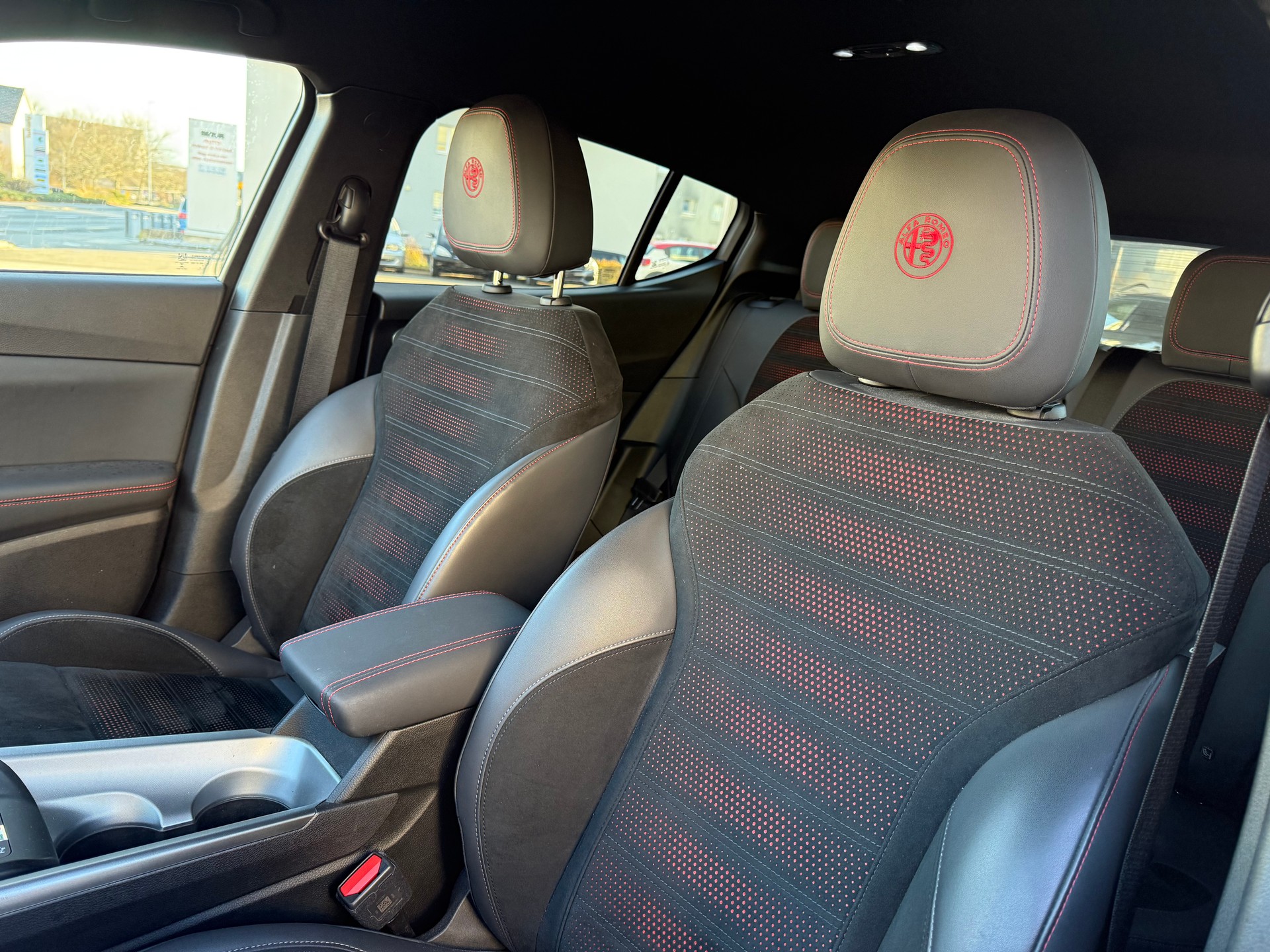 ALFA ROMEO Tonale 1.5 48V Hybrid Speciale-image-9