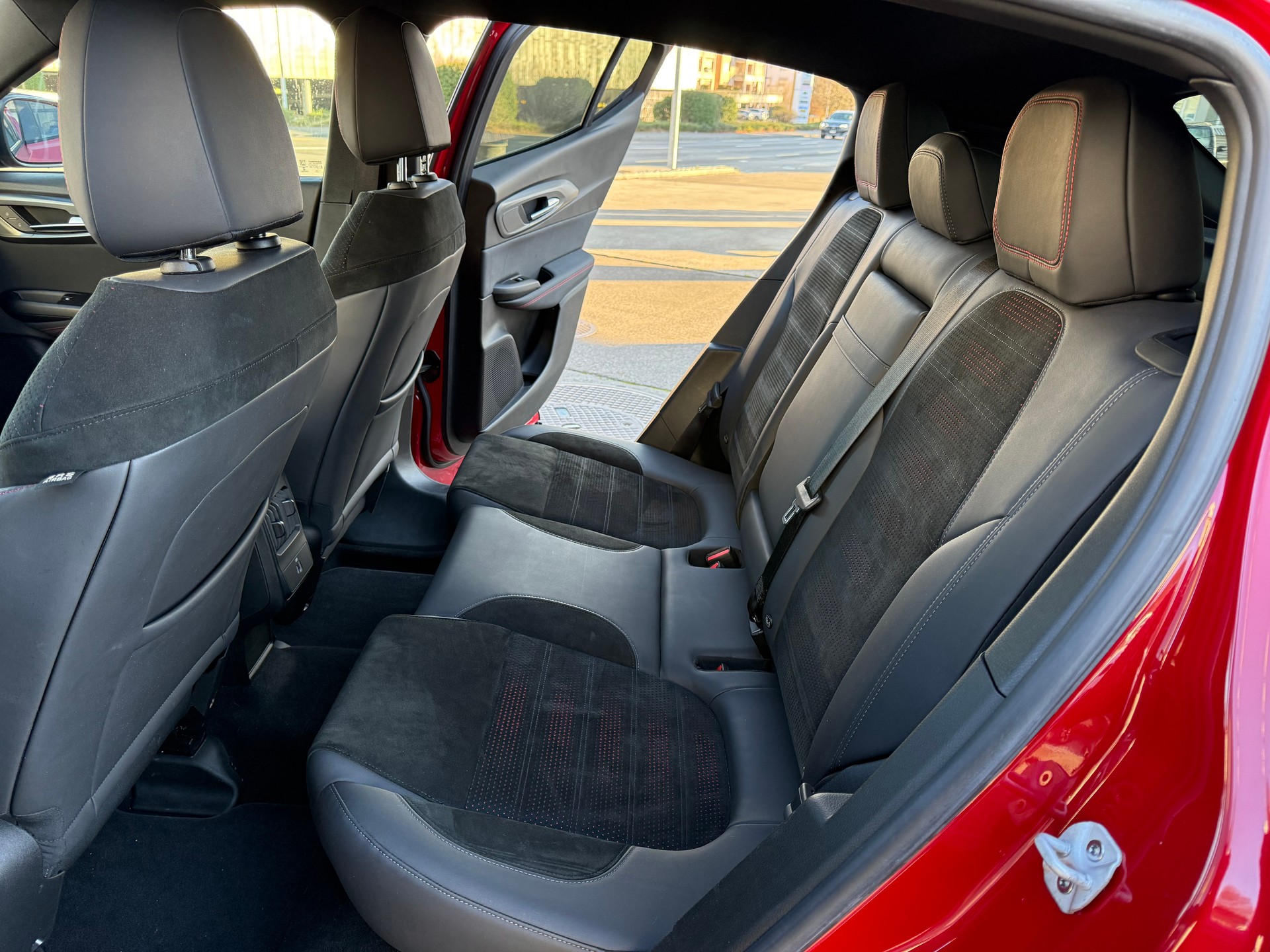 ALFA ROMEO Tonale 1.5 48V Hybrid Speciale-image-8