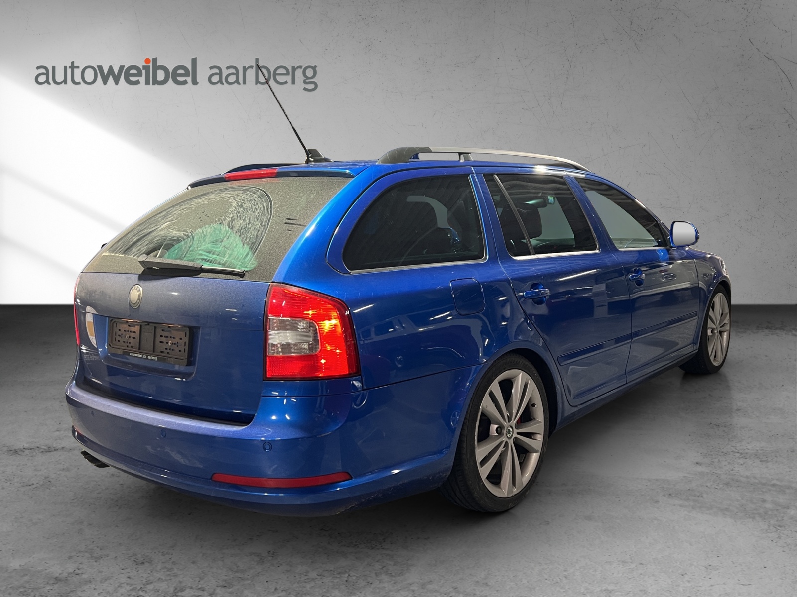 SKODA Octavia 2.0 TFSI RS-image-1