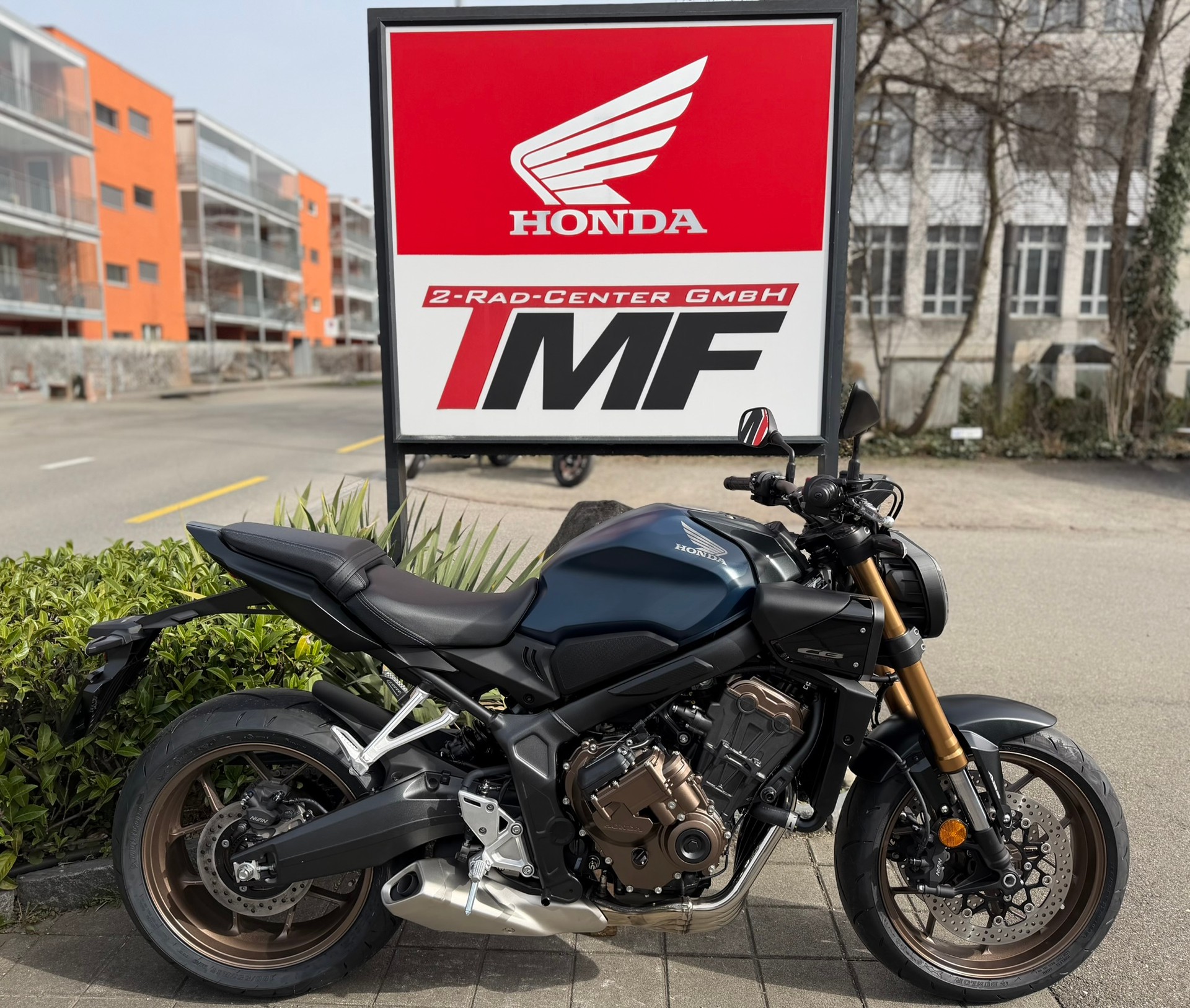 HONDA E CLUTCH VERSION