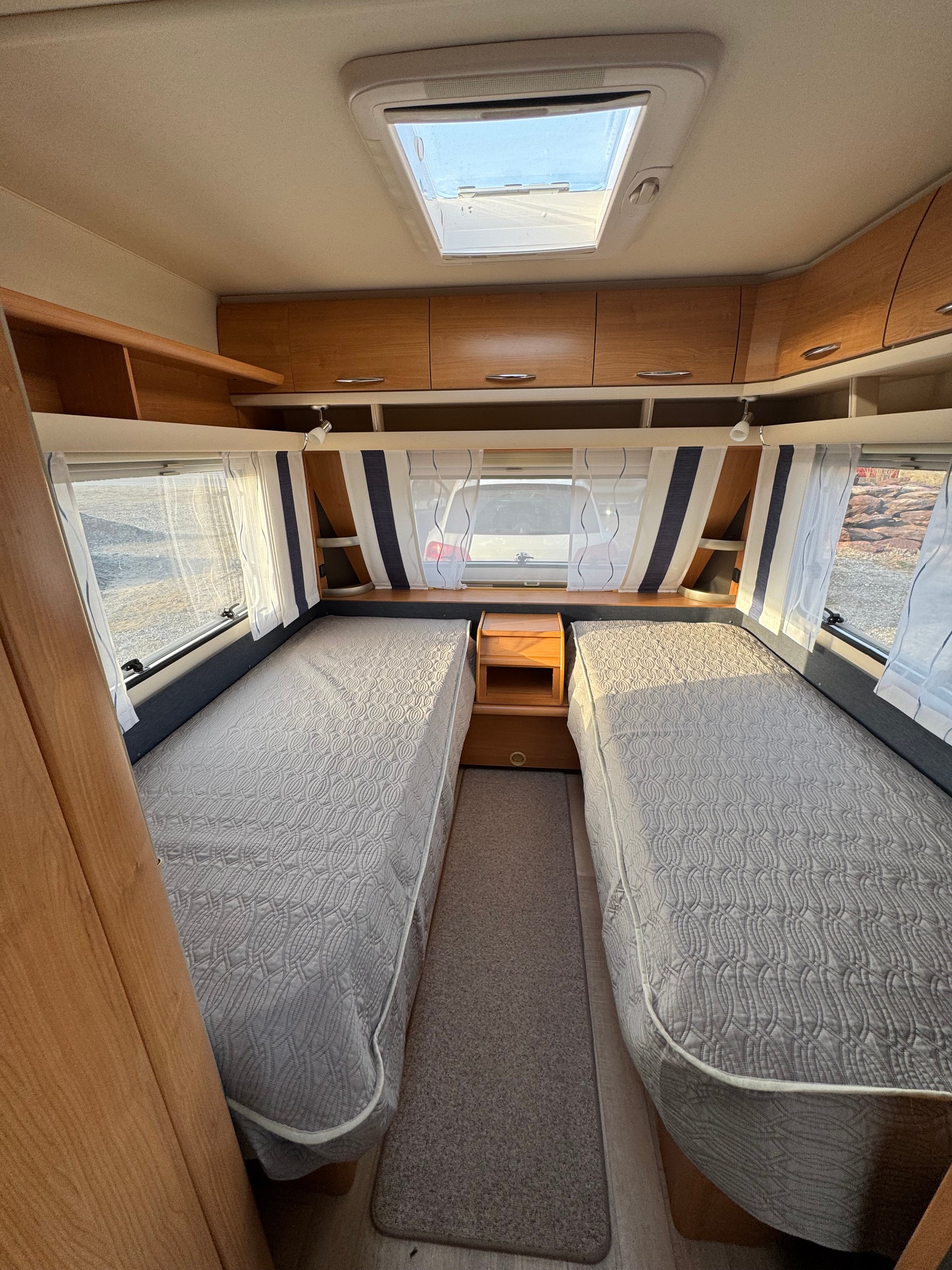 FENDT Saphir 465 - Vorzeit - 2 x Einzelbett Längst mit Mittelrost - Service neu-image-11