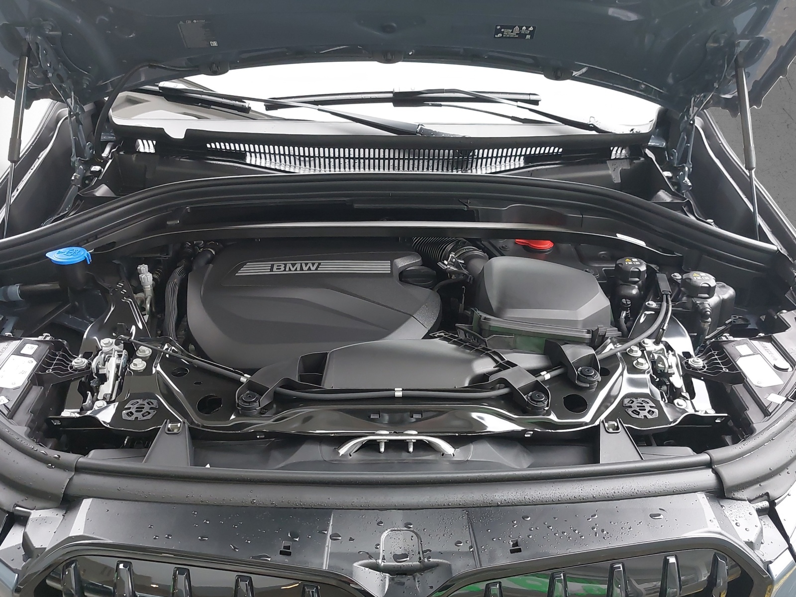 BMW X1 xDrive 20d 48V M Sport Pro-image-18
