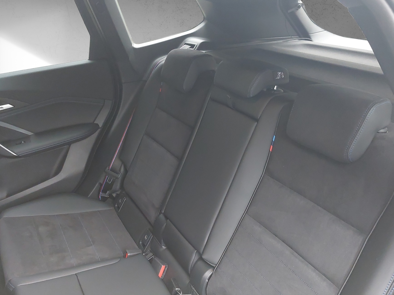 BMW X1 xDrive 20d 48V M Sport Pro-image-16