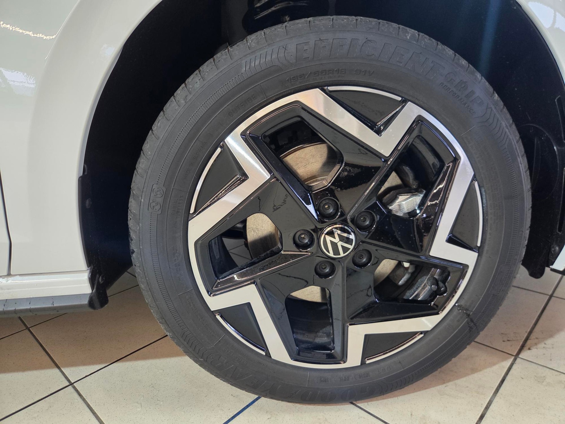 VW Polo 1.0 TSI R-Line DSG-image-4
