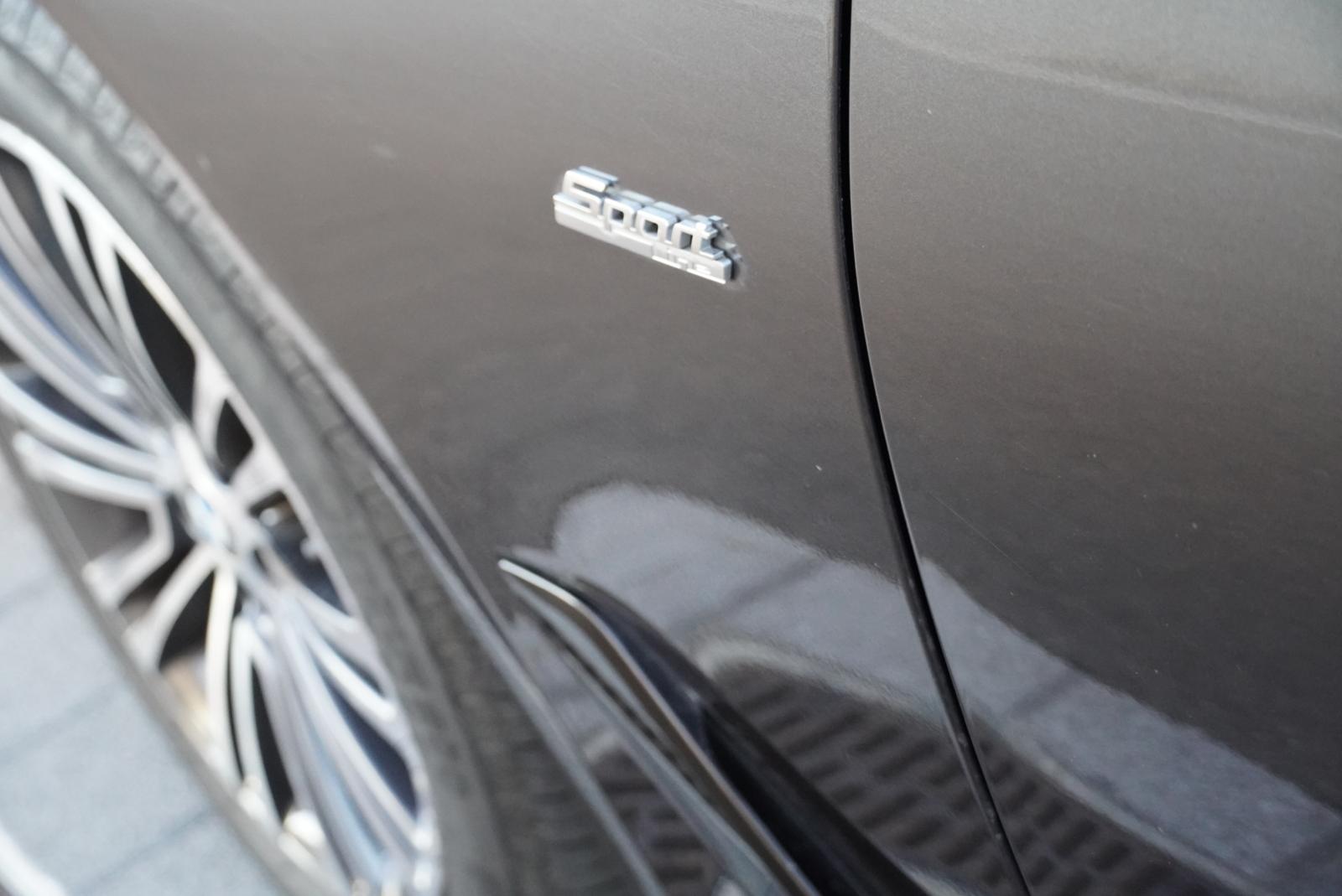 BMW 520d xDrive Touring Sport Line Steptronic-image-4