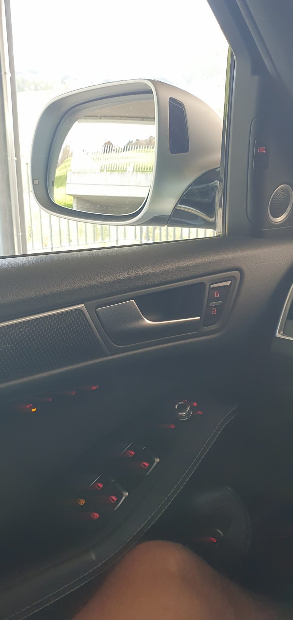 AUDI SQ5 3.0 TDI plus quattro tiptronic-image-18