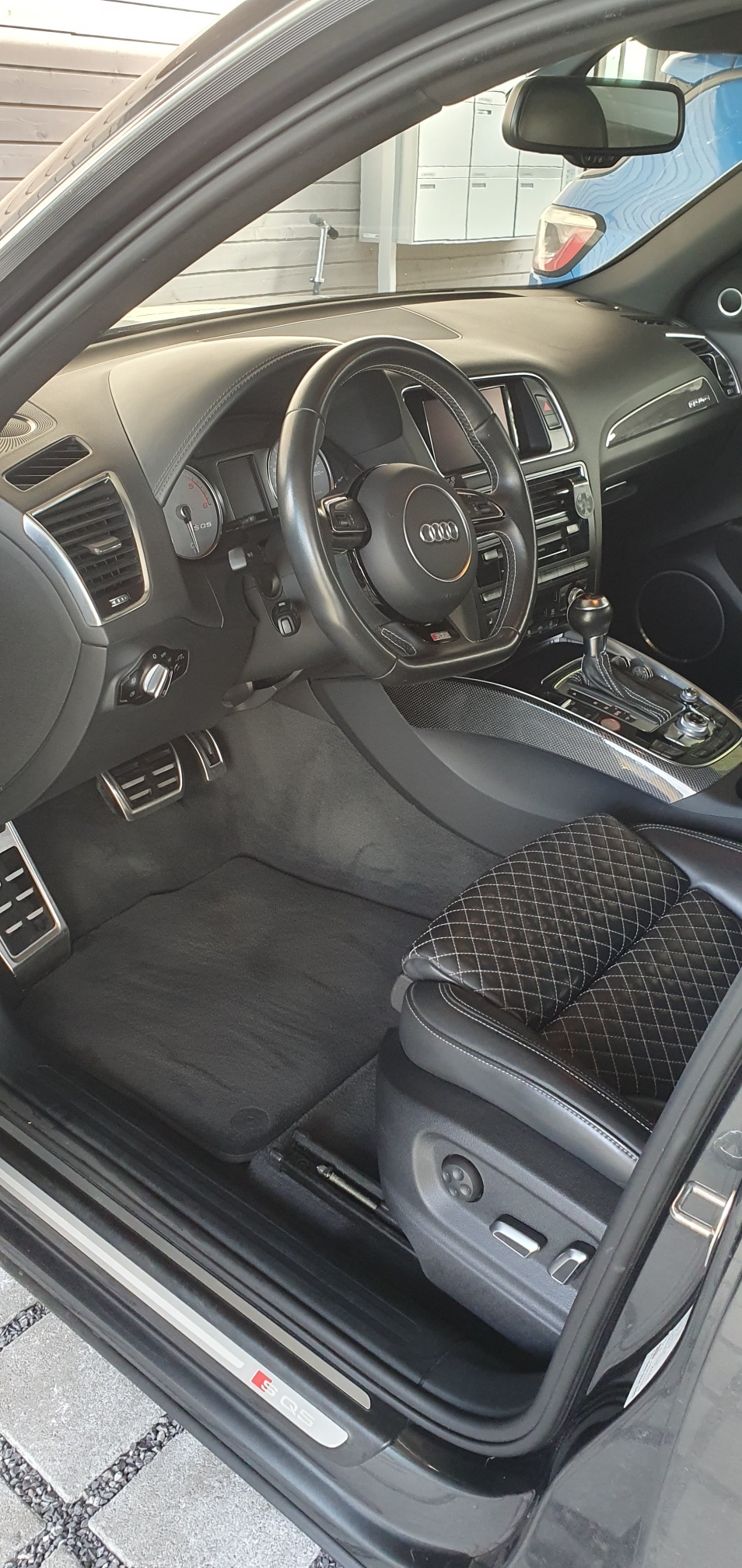AUDI SQ5 3.0 TDI plus quattro tiptronic-image-11