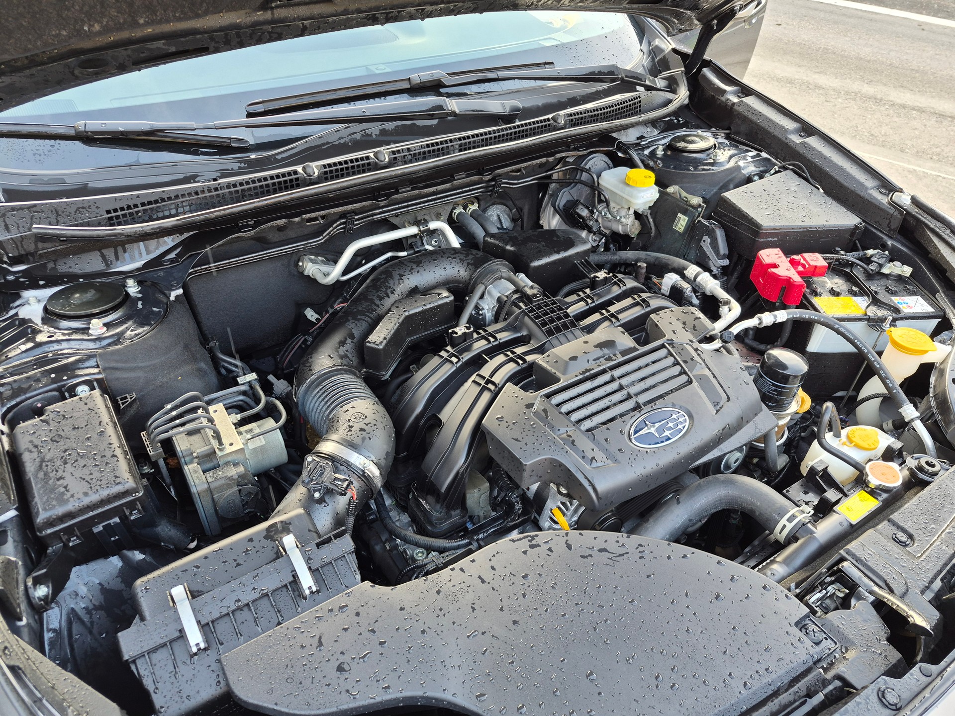 SUBARU Outback 2.5i Swiss Plus AWD Lineartronic-image-13