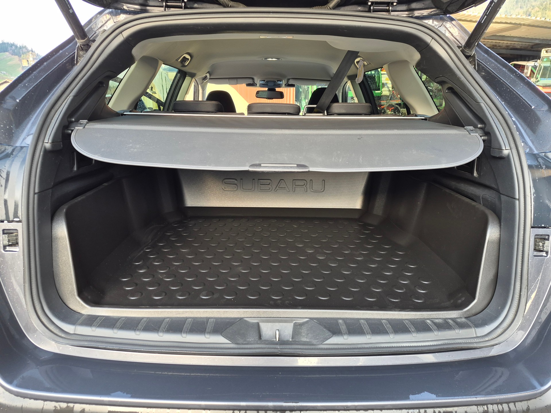 SUBARU Outback 2.5i Swiss Plus AWD Lineartronic-image-10
