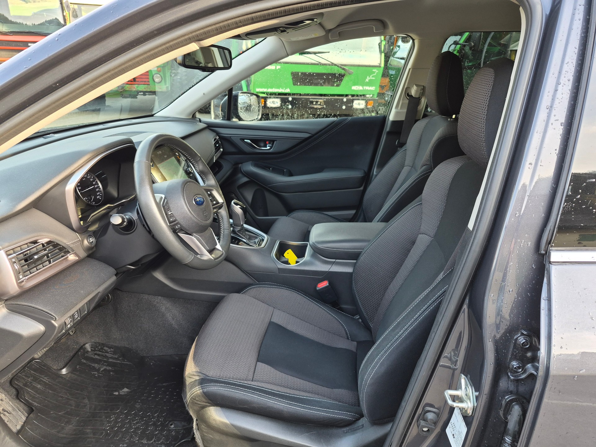 SUBARU Outback 2.5i Swiss Plus AWD Lineartronic-image-8