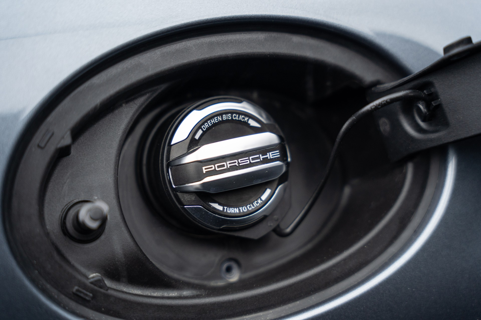 PORSCHE 911 Carrera 4 Cabriolet GTS PDK-image-16