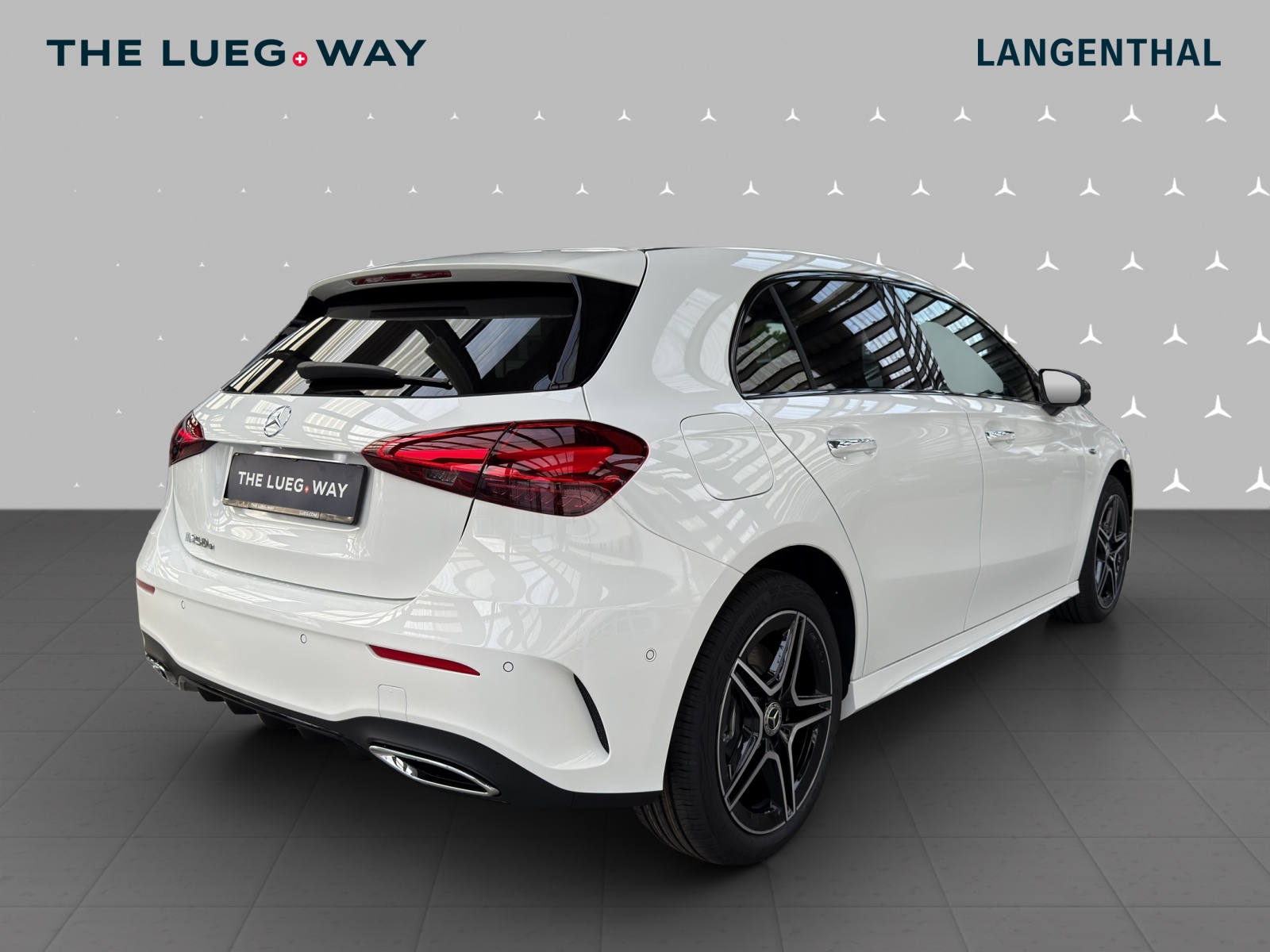 MERCEDES-BENZ A 250 e EQ Star 8G-DCT-image-4