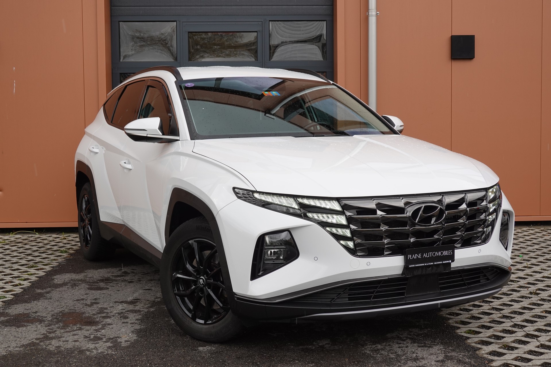 HYUNDAI Tucson 1.6 TGDI HEV Amplia 4WD - "CH Auto * 8 Roues * Caméra * Trempomat Adaptitif"