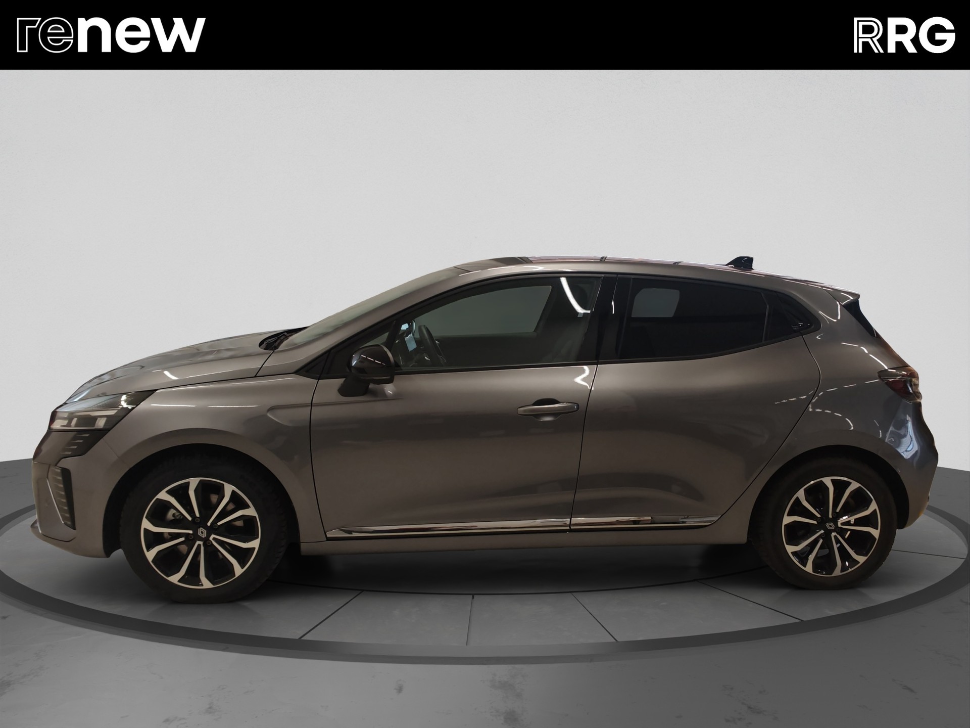 RENAULT Clio 1.6 E-Tech Techno-image-5