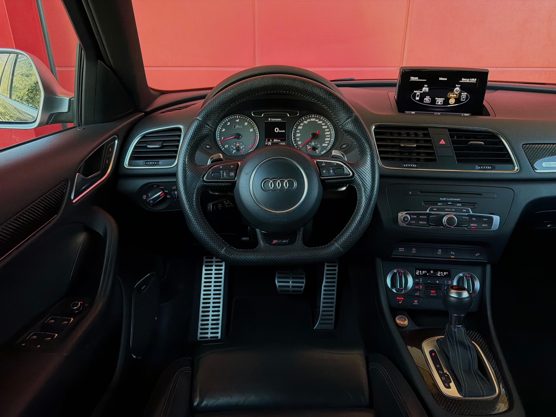 AUDI RS Q3 2.5 TFSI quattro S-tronic *CH* *Crochet d'attelage*-image-8