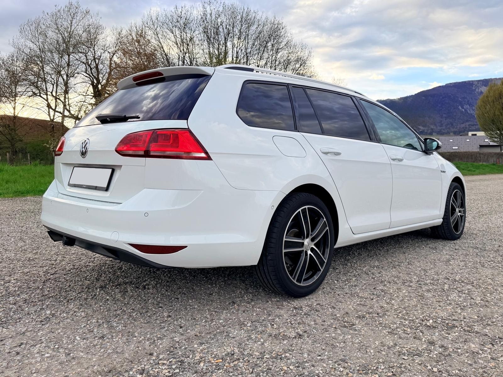 VW Golf Variant 1.4 TSI BMT-Cup DSG-image-6