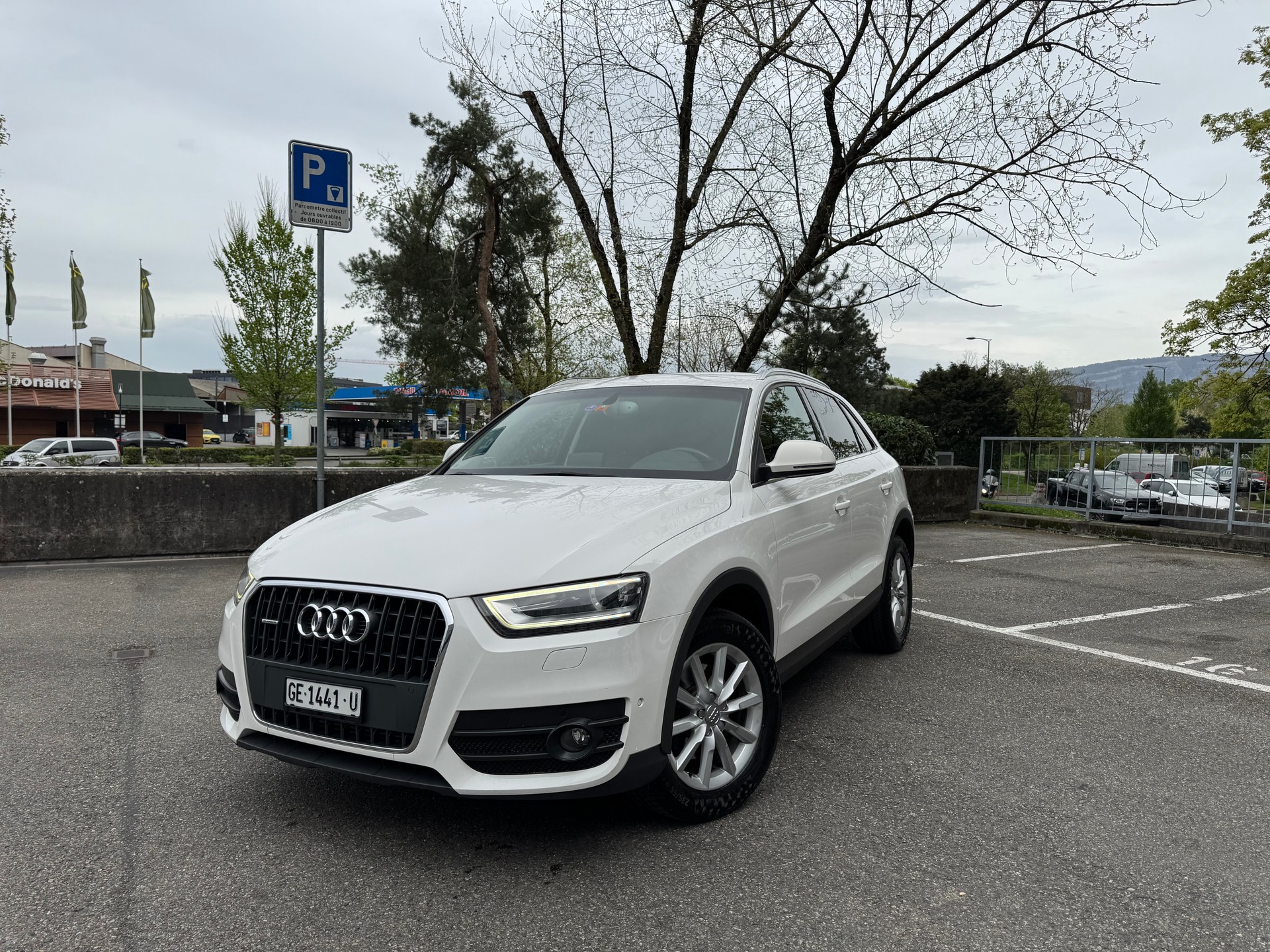 AUDI Q3 2.0 TFSI quattro S-tronic-image-0