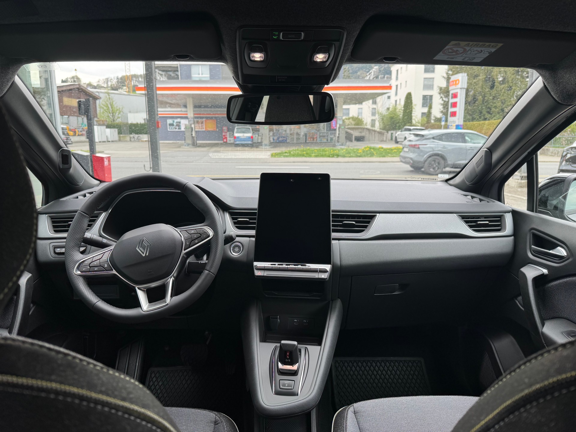 RENAULT Captur 1.8 E-Tech 160 Techno DHT-image-11