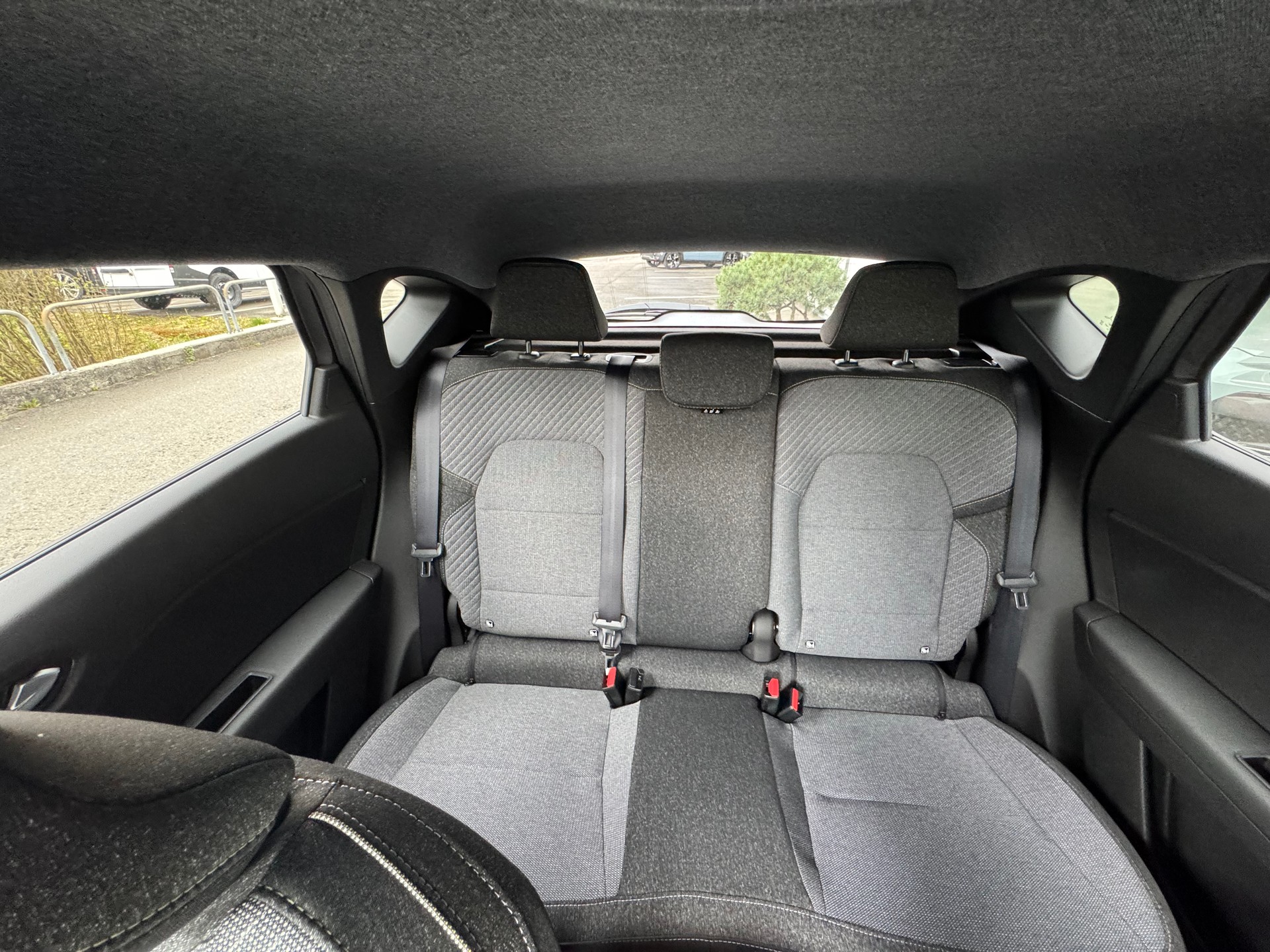 RENAULT Captur 1.8 E-Tech 160 Techno DHT-image-15