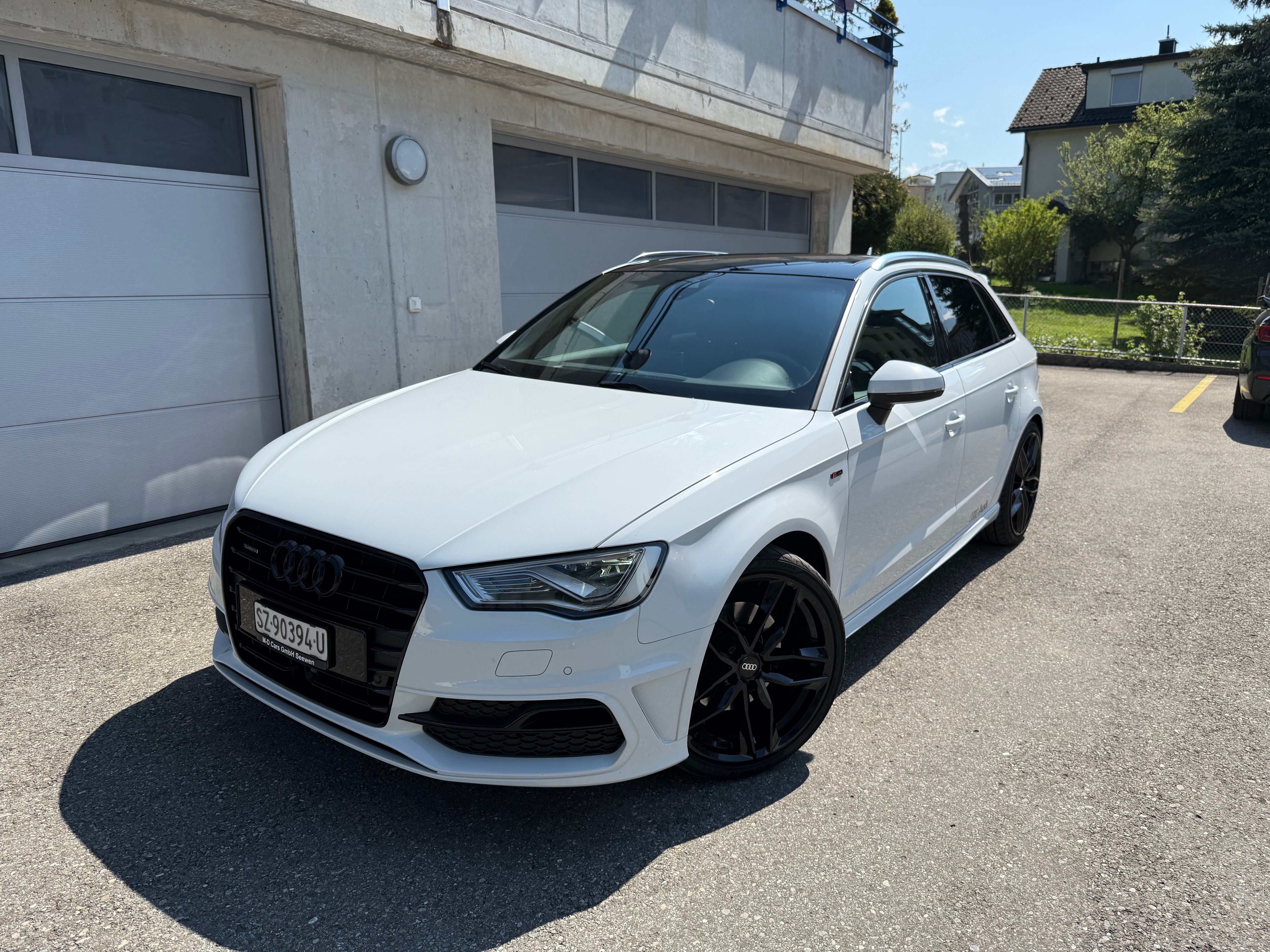 Car photo