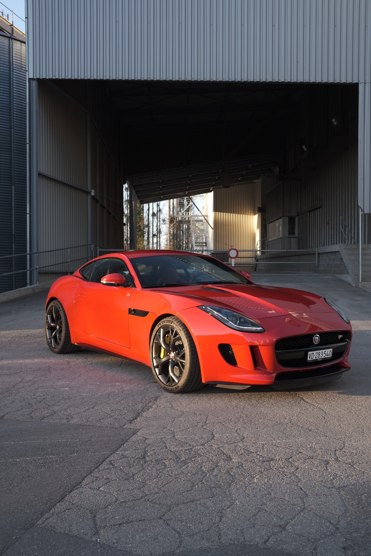 JAGUAR F-Type Coupé R 5.0 V8 S/C-image-0