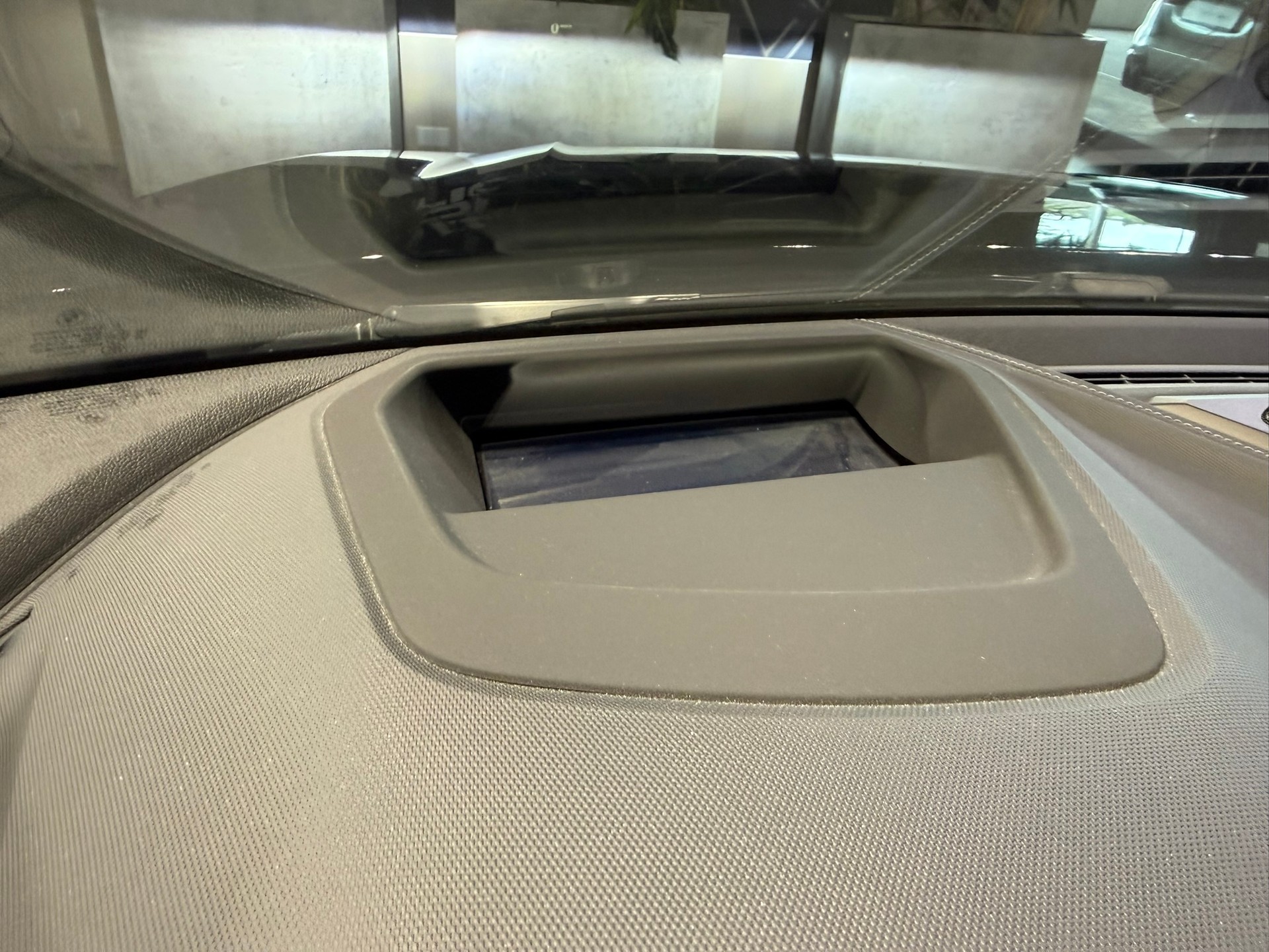 BMW M135i xDrive Steptronic-image-21