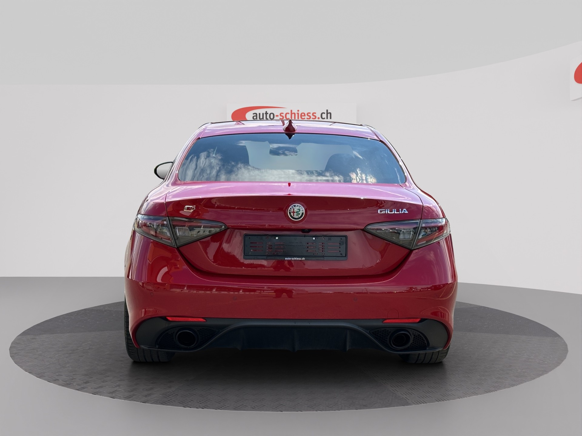 ALFA ROMEO Giulia 2.0 Competizione Q4 AT8-image-3