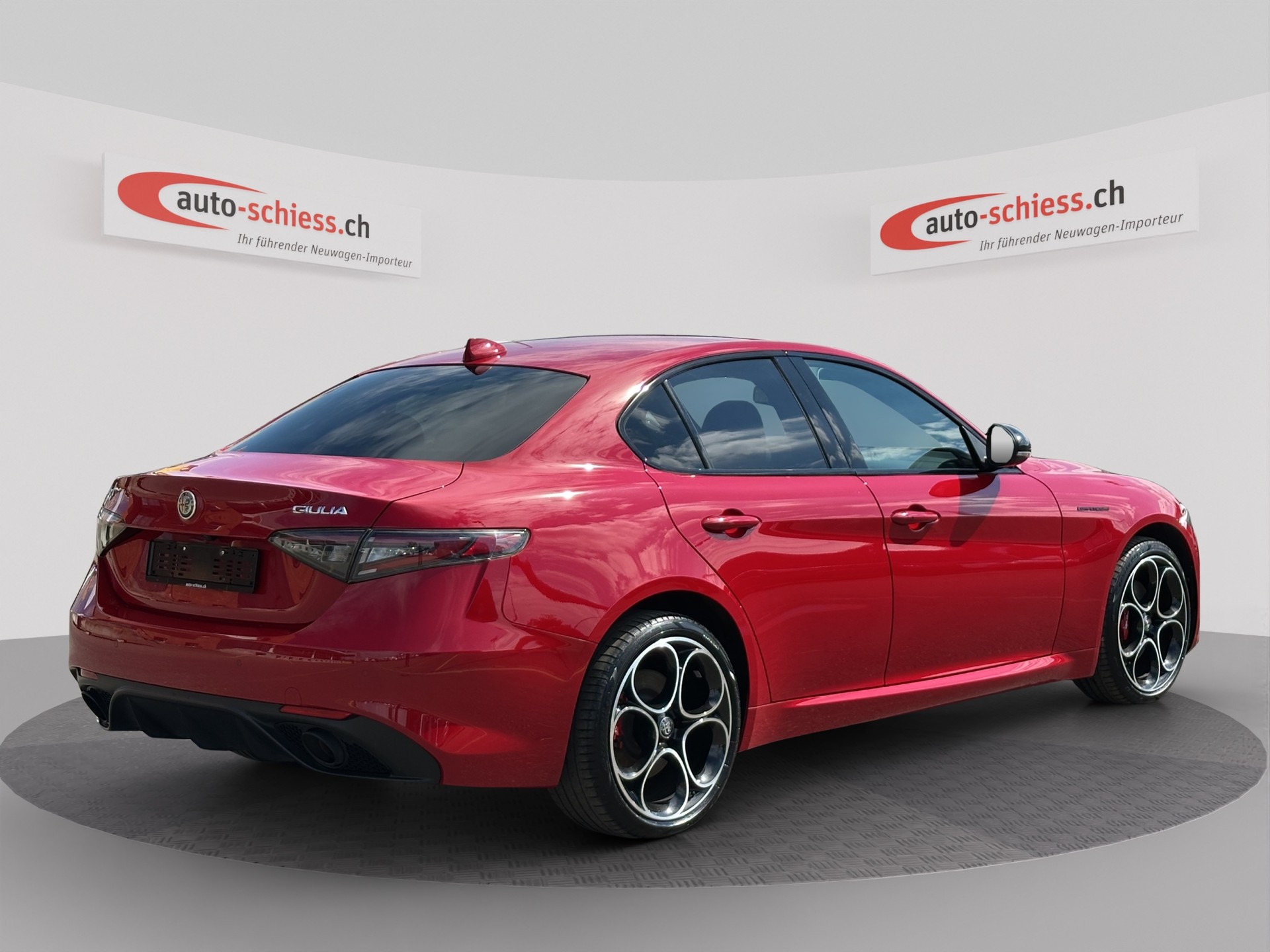 ALFA ROMEO Giulia 2.0 Competizione Q4 AT8-image-4