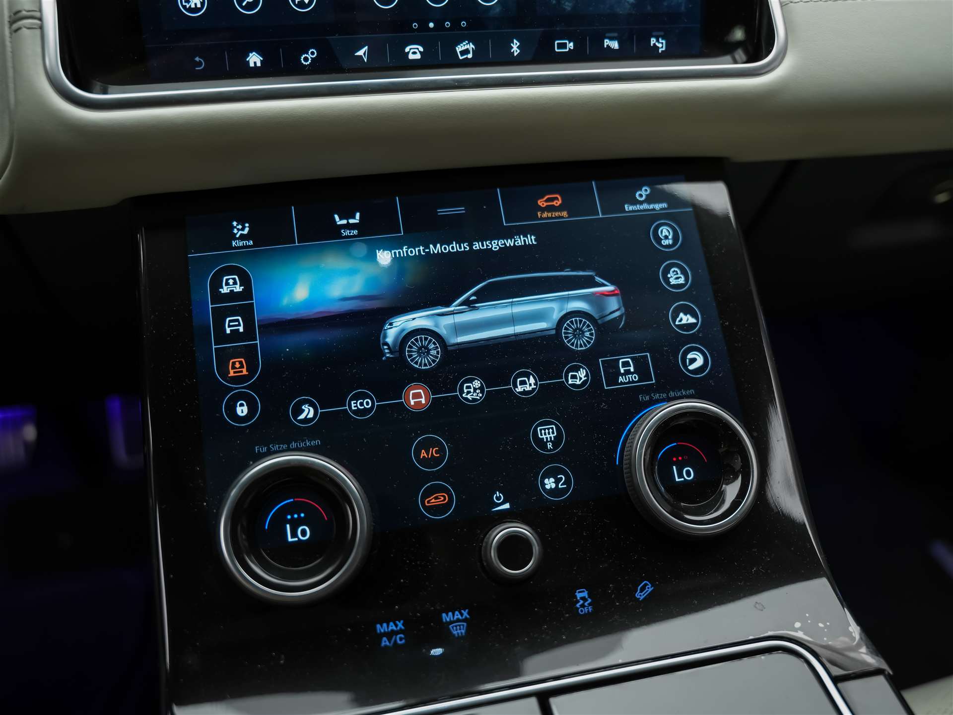 LAND ROVER Range Rover Velar R-Dynamic P 380 HSE *First Edition*Massage*Panorama*360°Kamera*Sitzbelüftung*-image-34