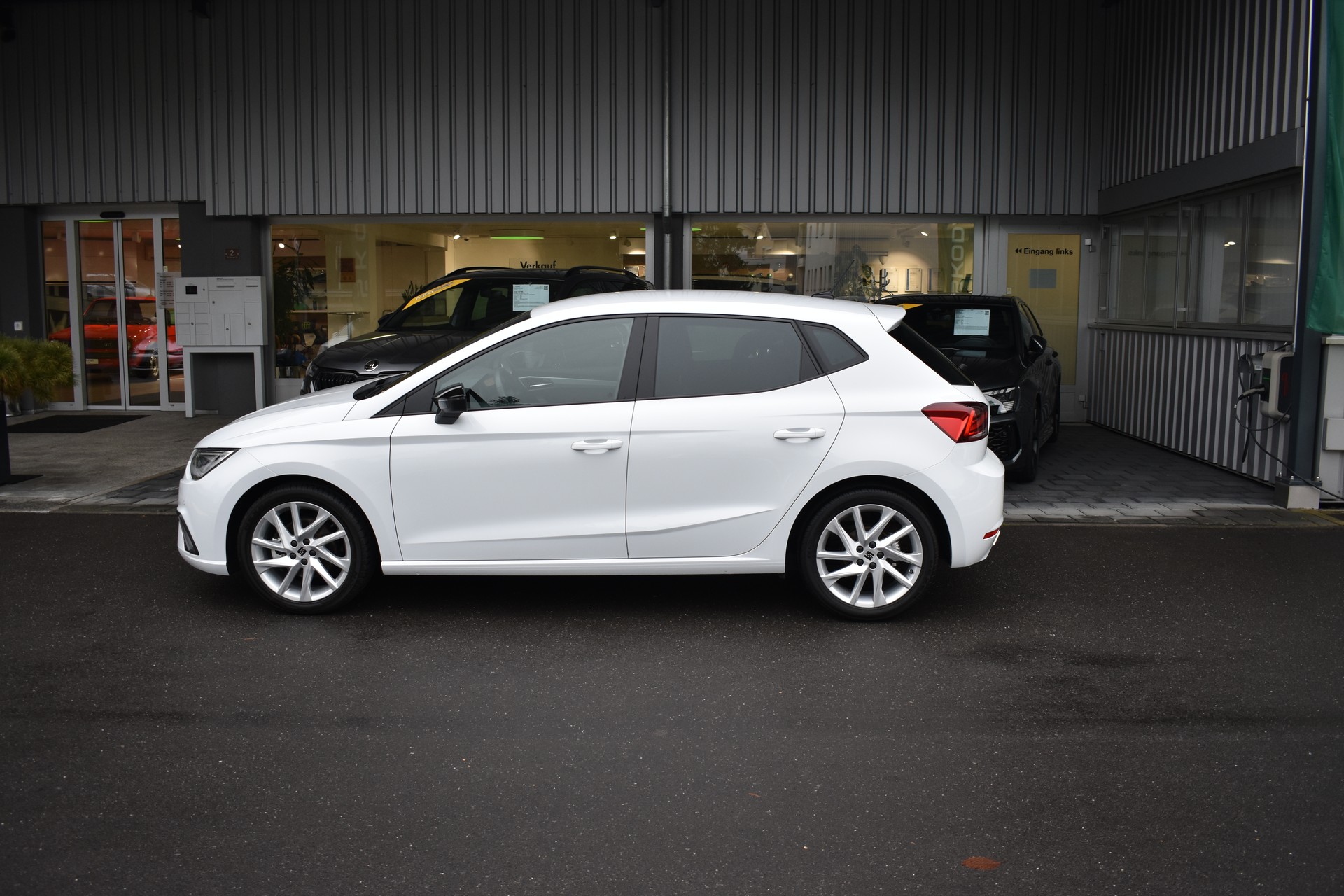 SEAT Ibiza 1.0 EcoTSI FR DSG-showroom-element-3