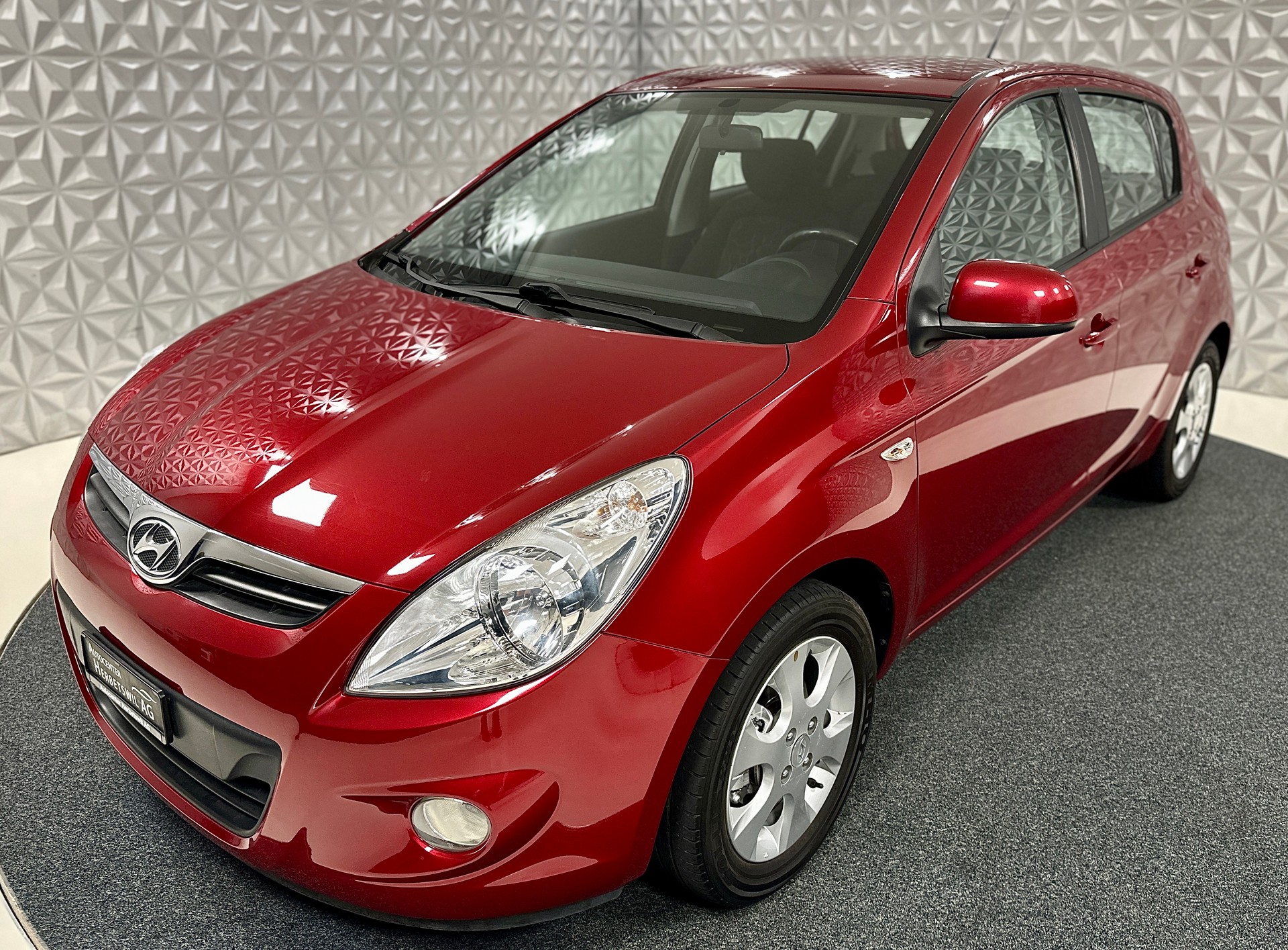 HYUNDAI i20 1.4 Style-image-8