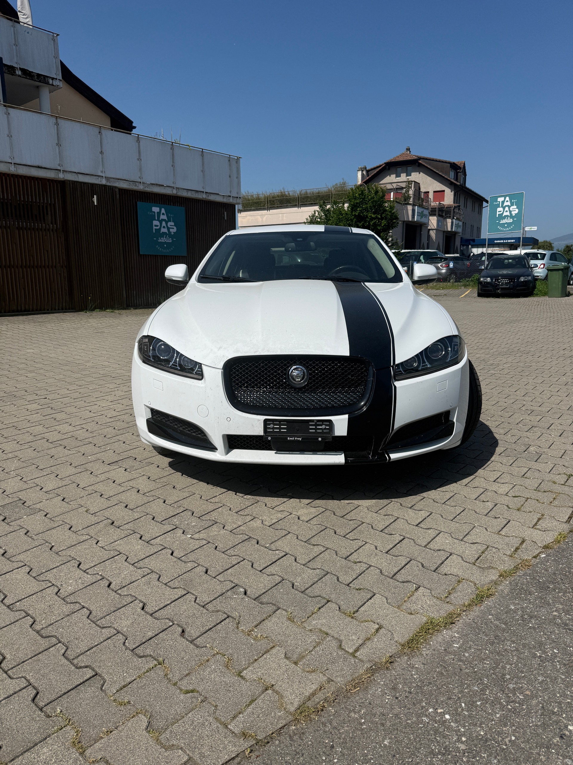 JAGUAR XF 3.0 V6 S/C Premium Luxury 4x4-image-0