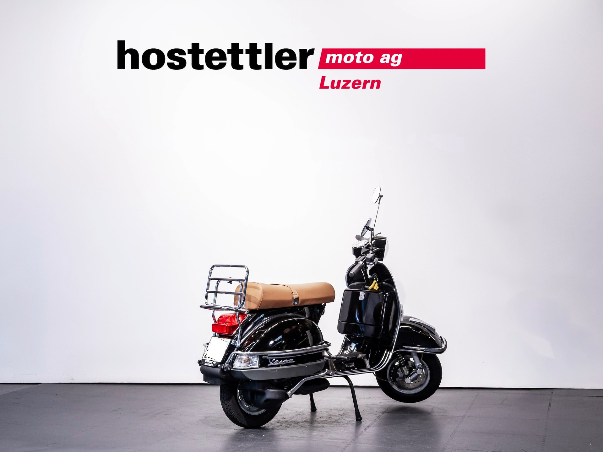 PIAGGIO Vespa 125 PX E Disc-showroom-element-2