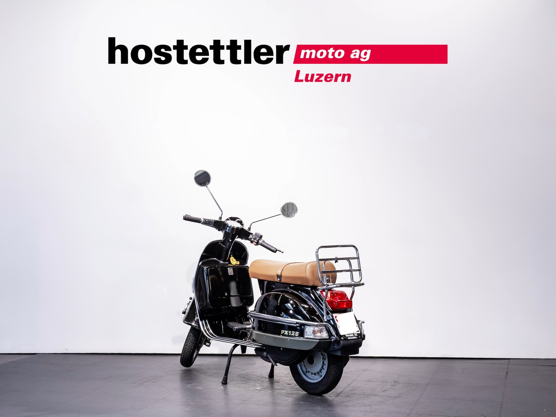 PIAGGIO Vespa 125 PX E Disc-showroom-element-3