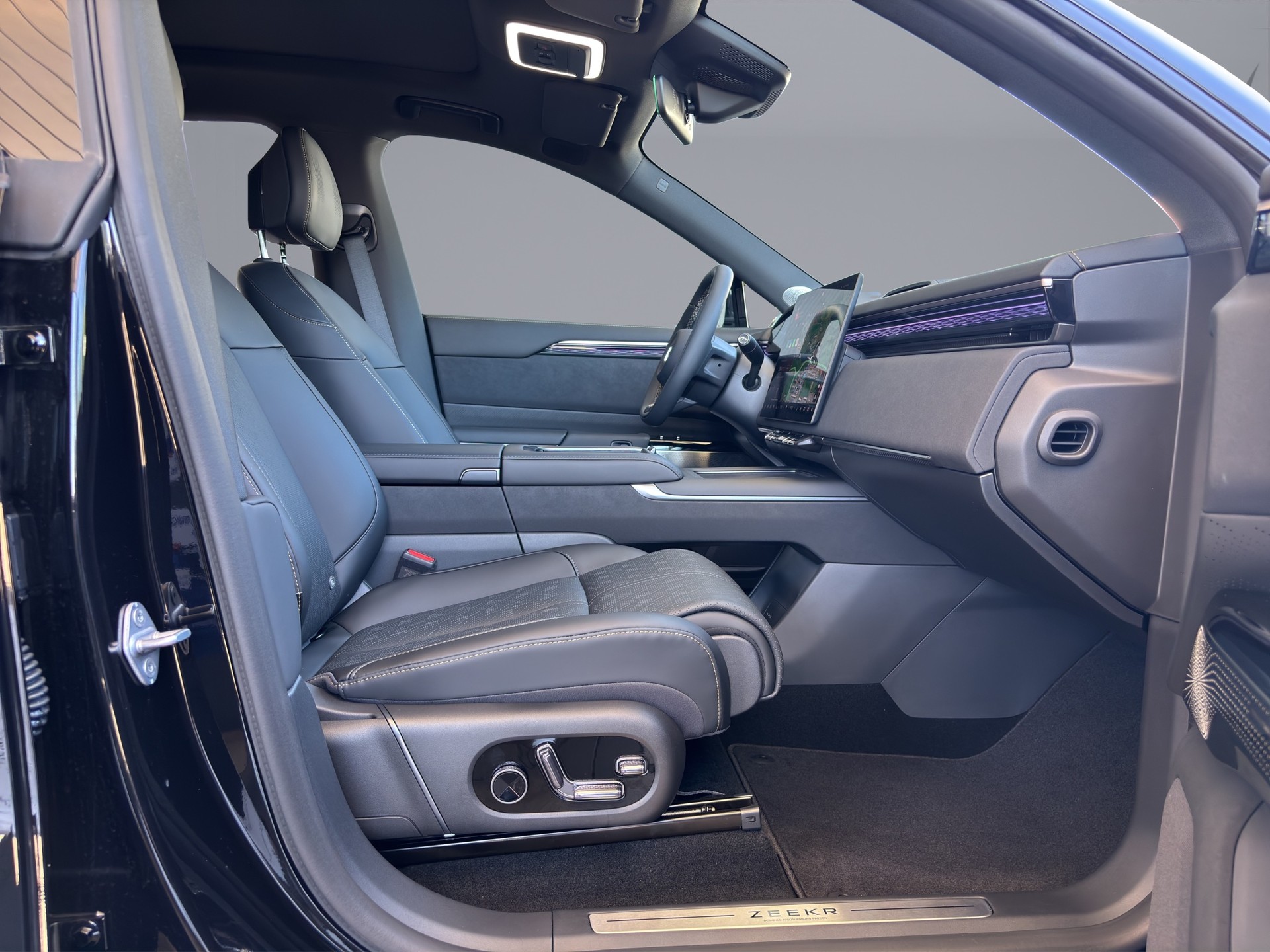 ZEEKR 7X Privilege AWD-image-18