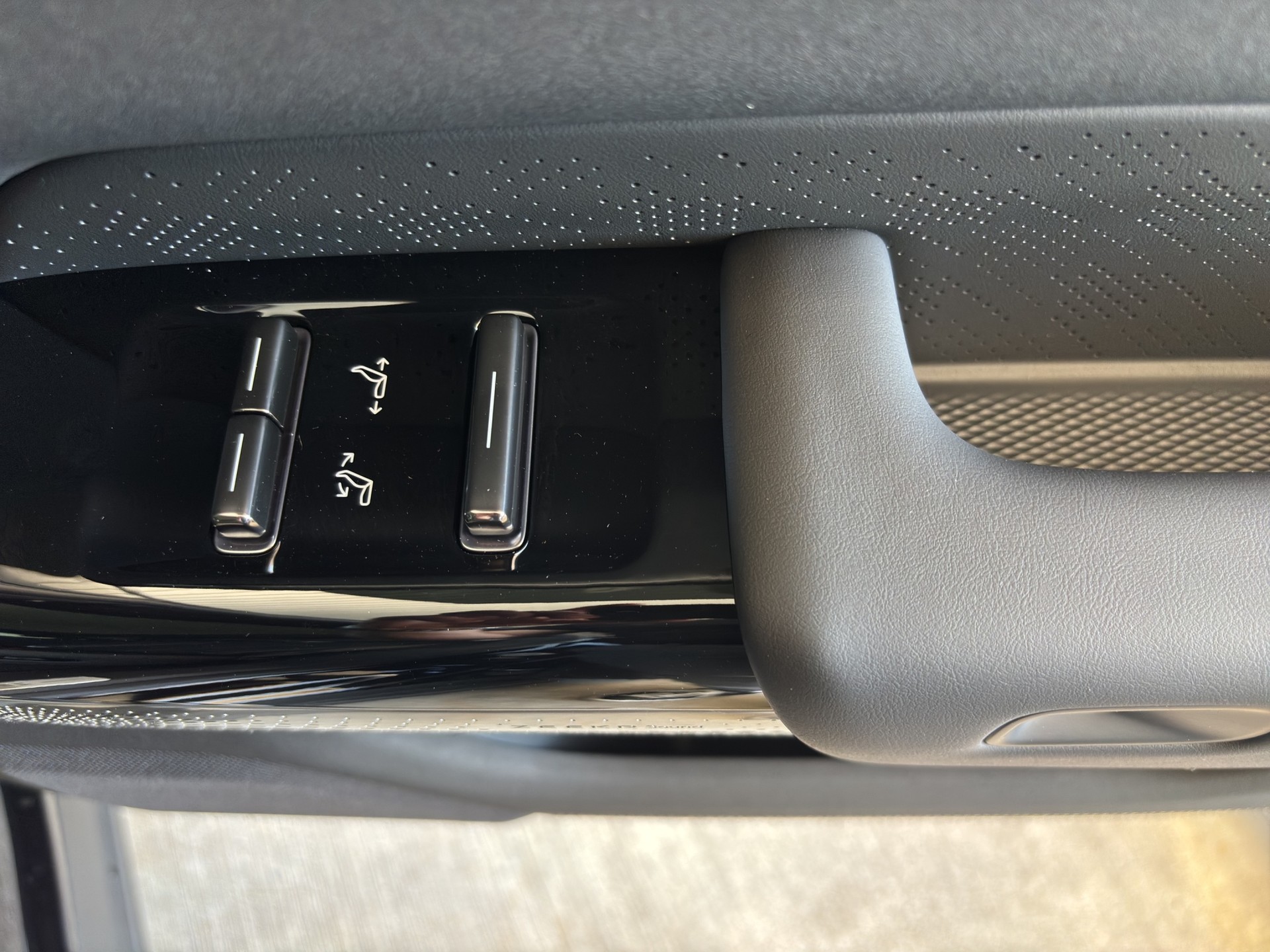 ZEEKR 7X Privilege AWD-image-21