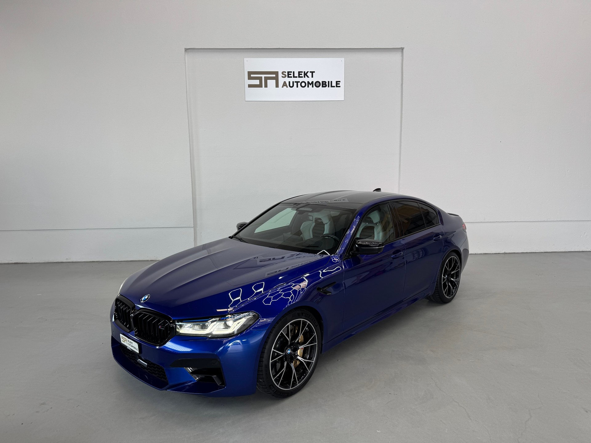 BMW M5 xDrive Competition Drivelogic-image-0