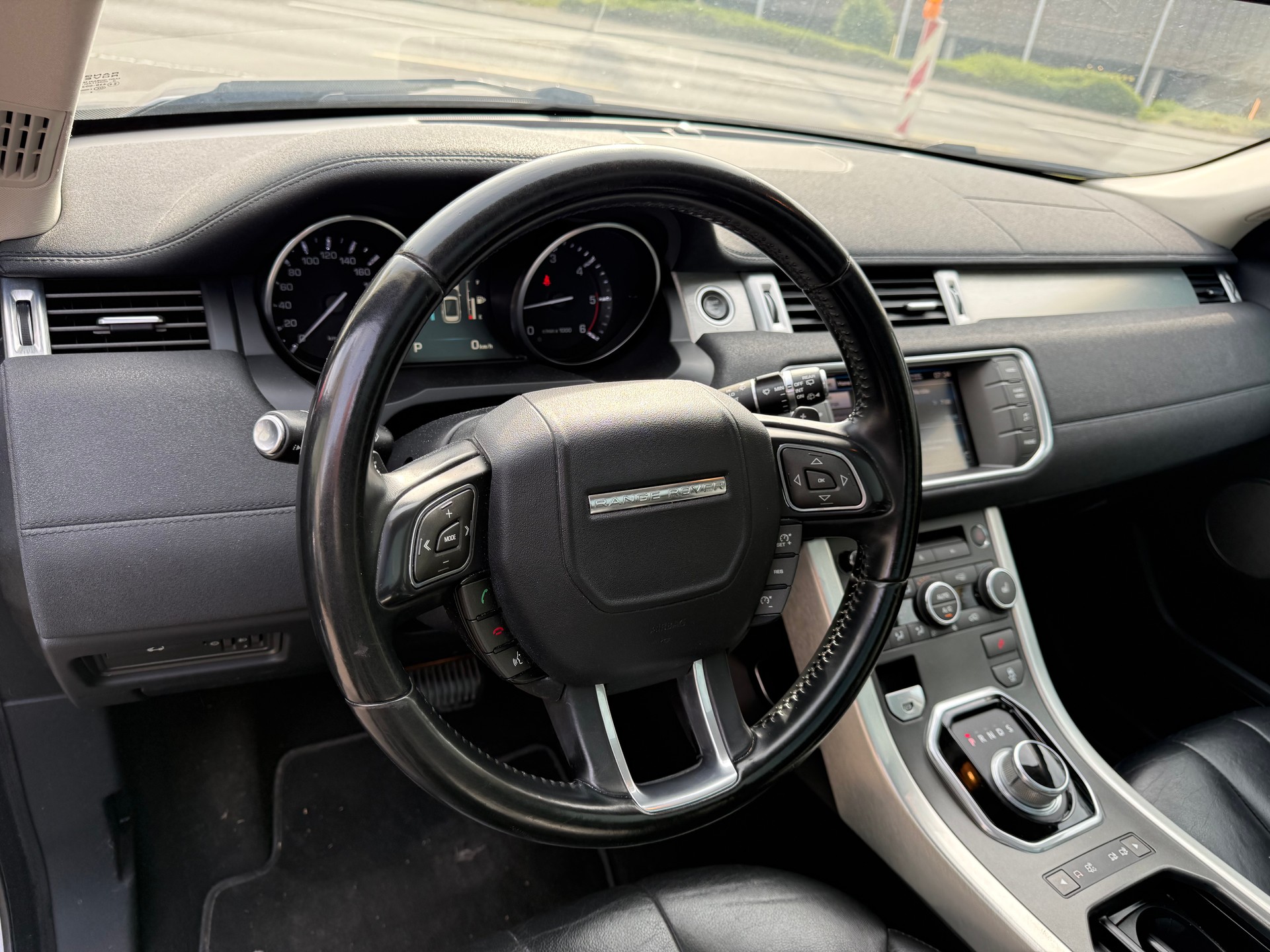 LAND ROVER Range Rover Evoque 2.2 TD4 Dynamic AT6-image-13