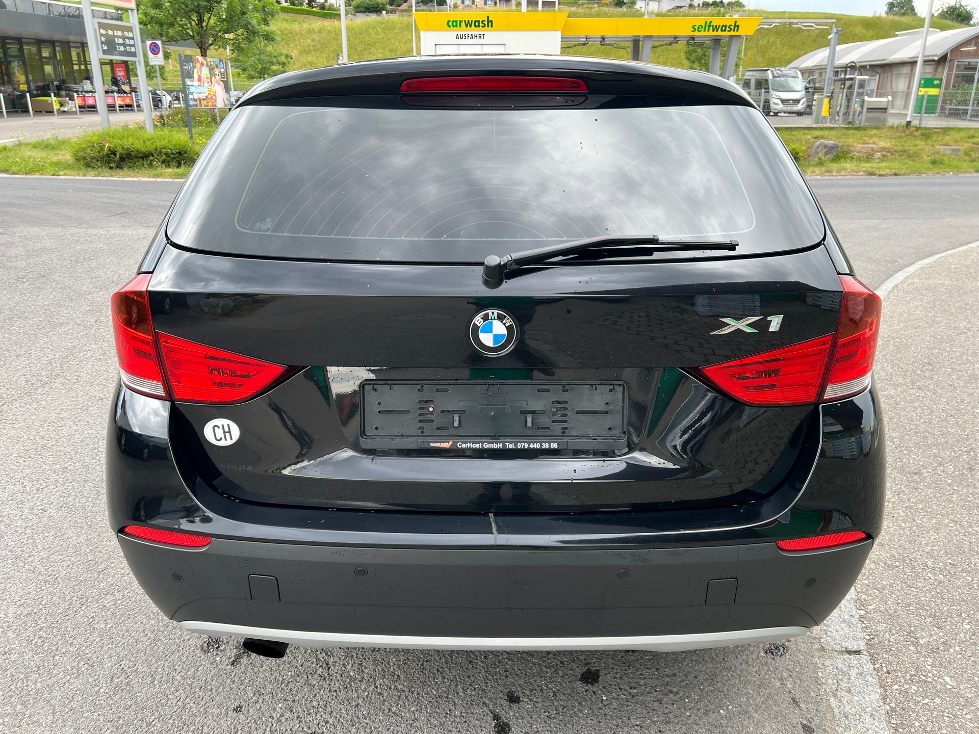 BMW X1 sDrive 18i-image-5