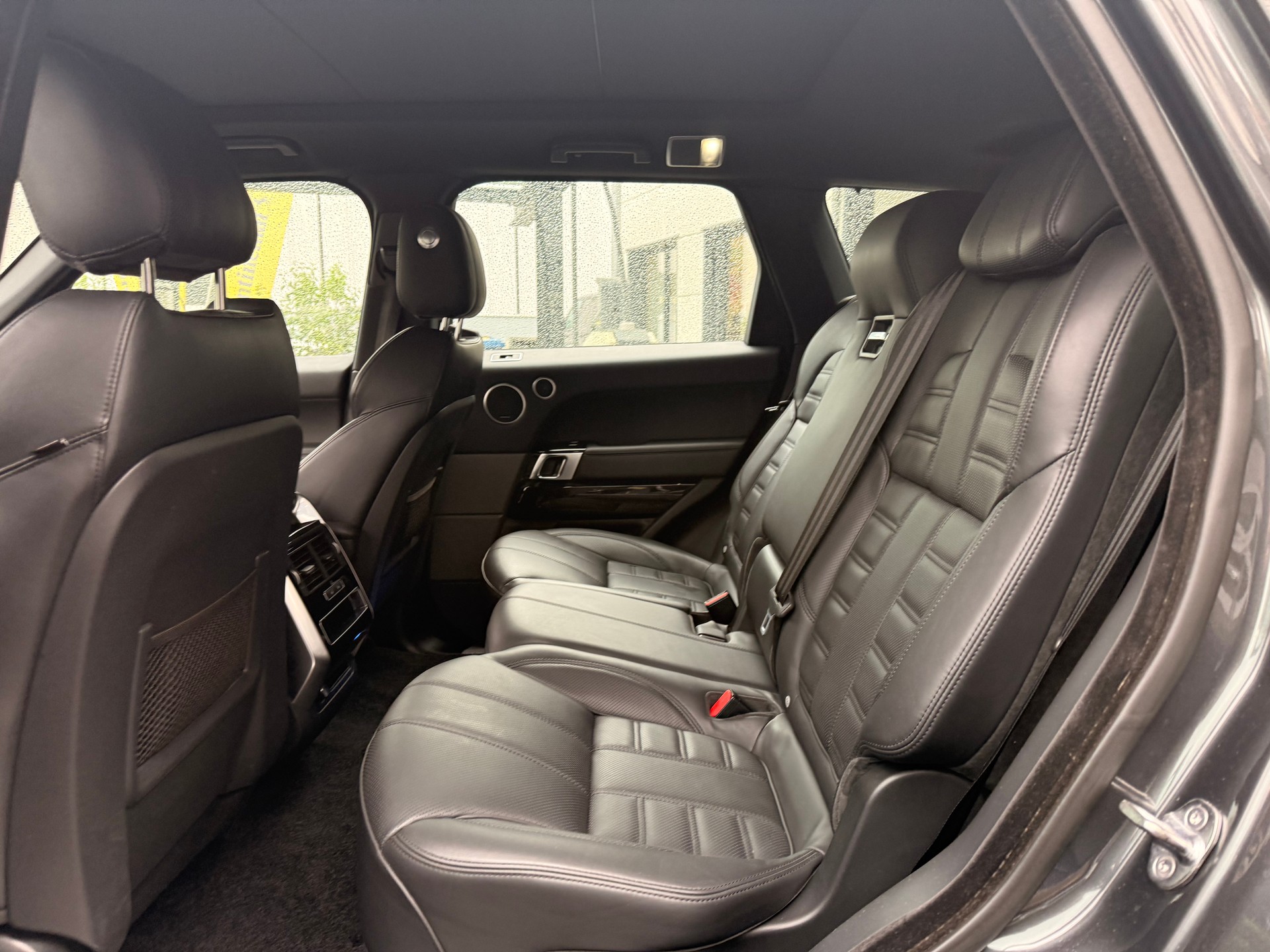 LAND ROVER Range Rover Sport 3.0 SDV6 Autobiography Automatic-image-12