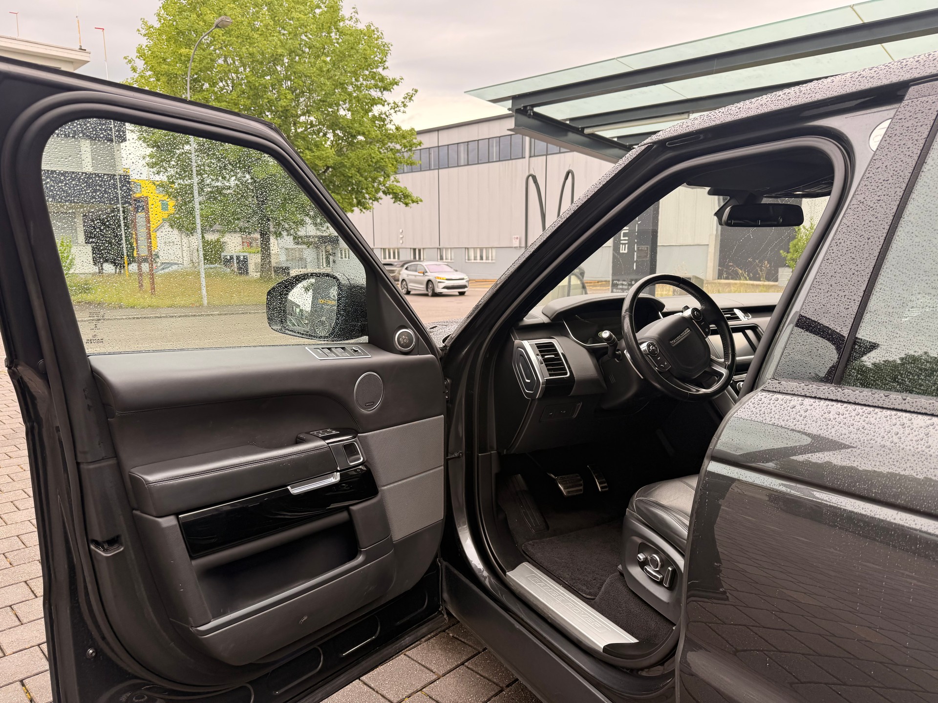 LAND ROVER Range Rover Sport 3.0 SDV6 Autobiography Automatic-image-10