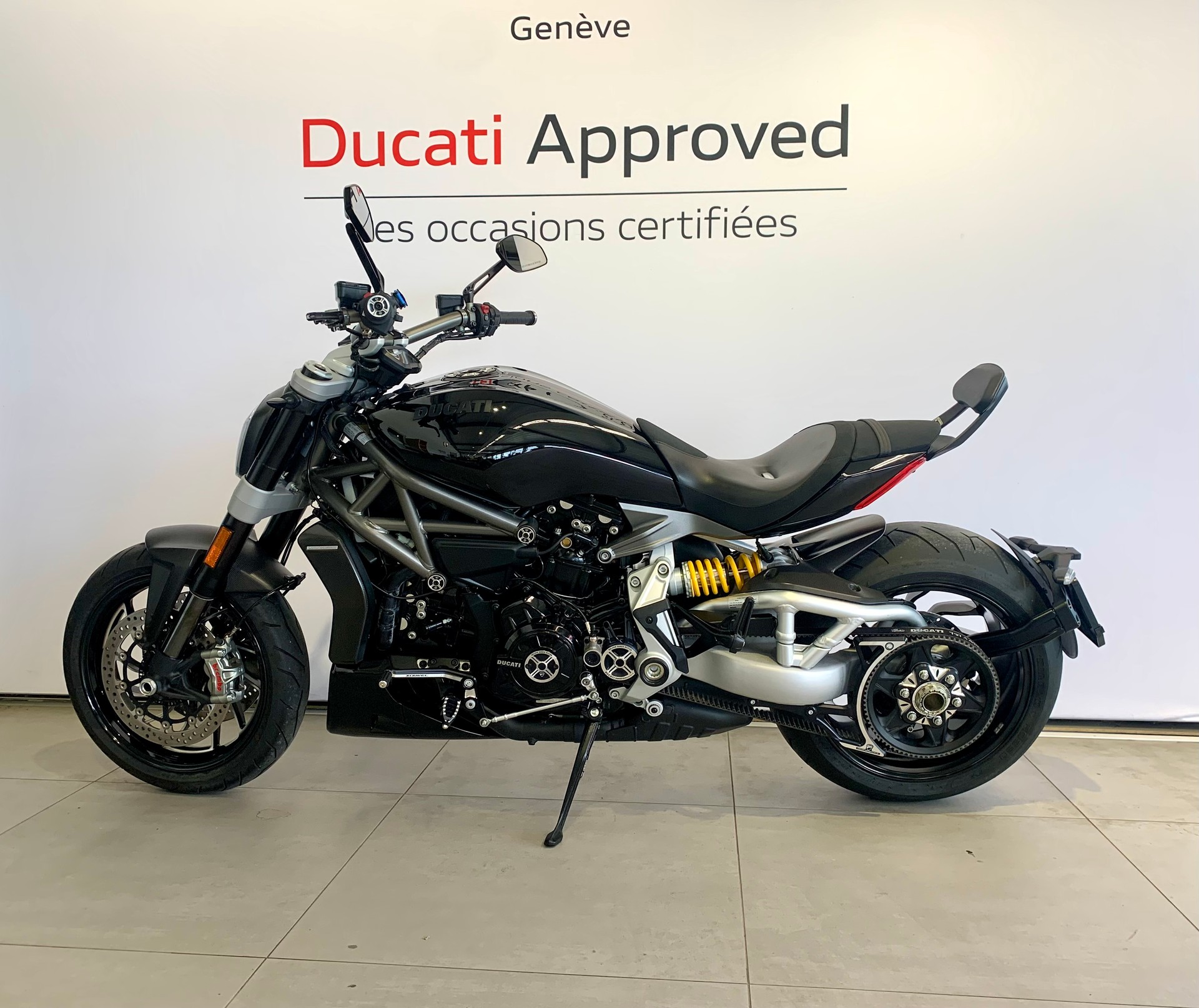 DUCATI XDiavel 1260 S-showroom-element-1
