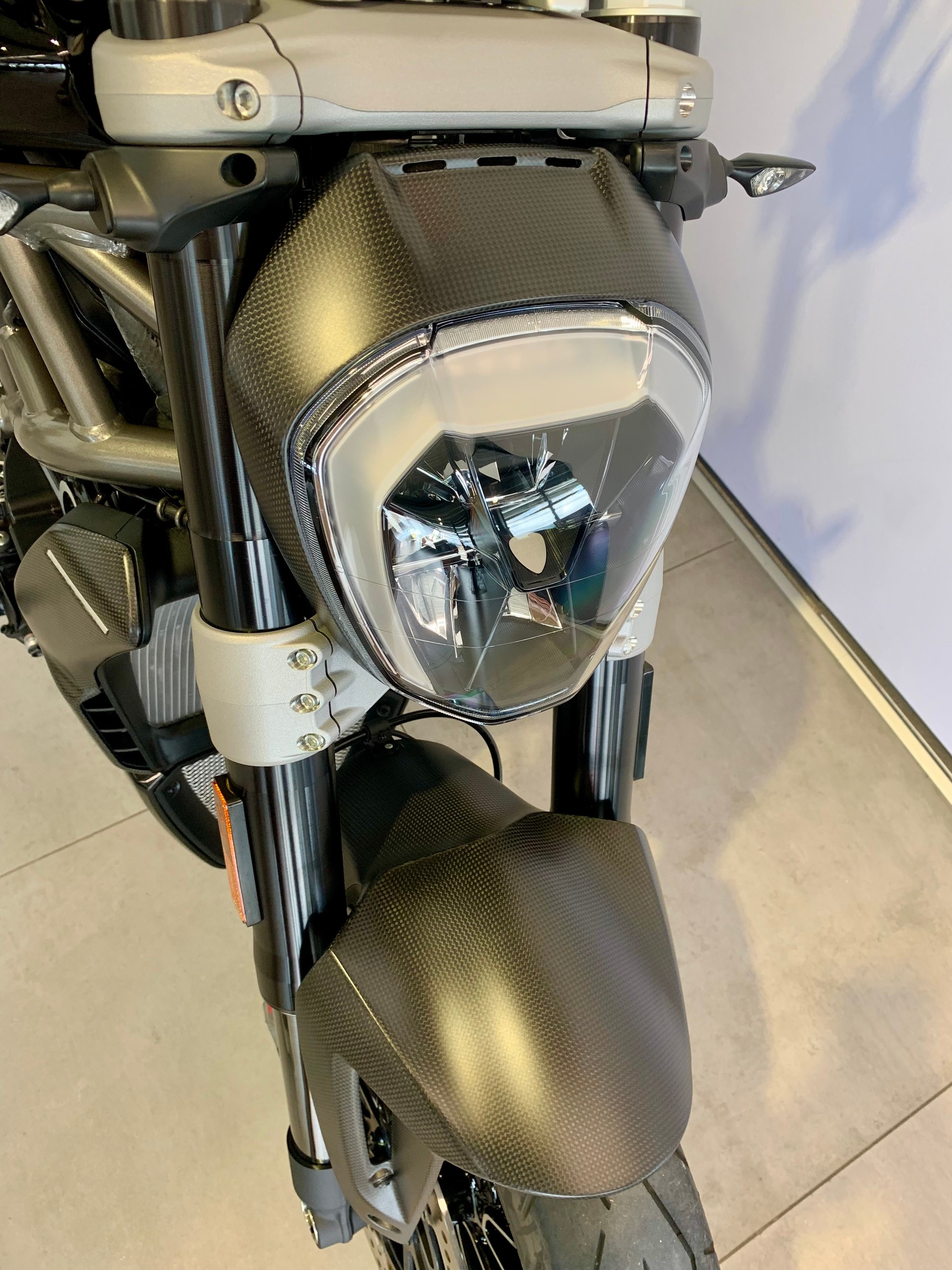 DUCATI XDiavel 1260 S-showroom-element-3