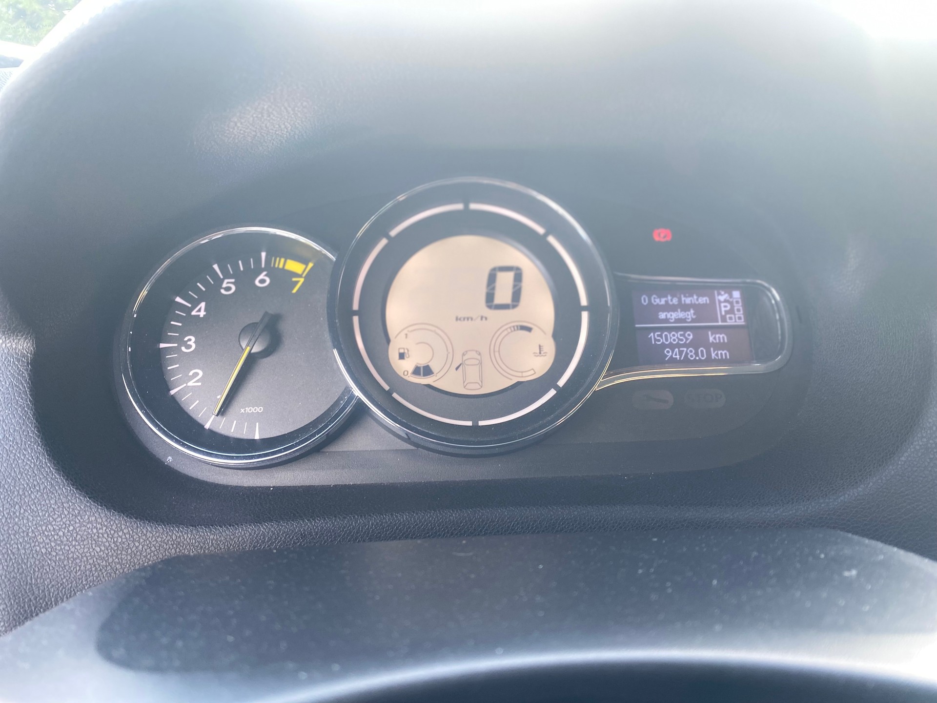 RENAULT Mégane 1.2 16V Turbo Bose EDC-image-12