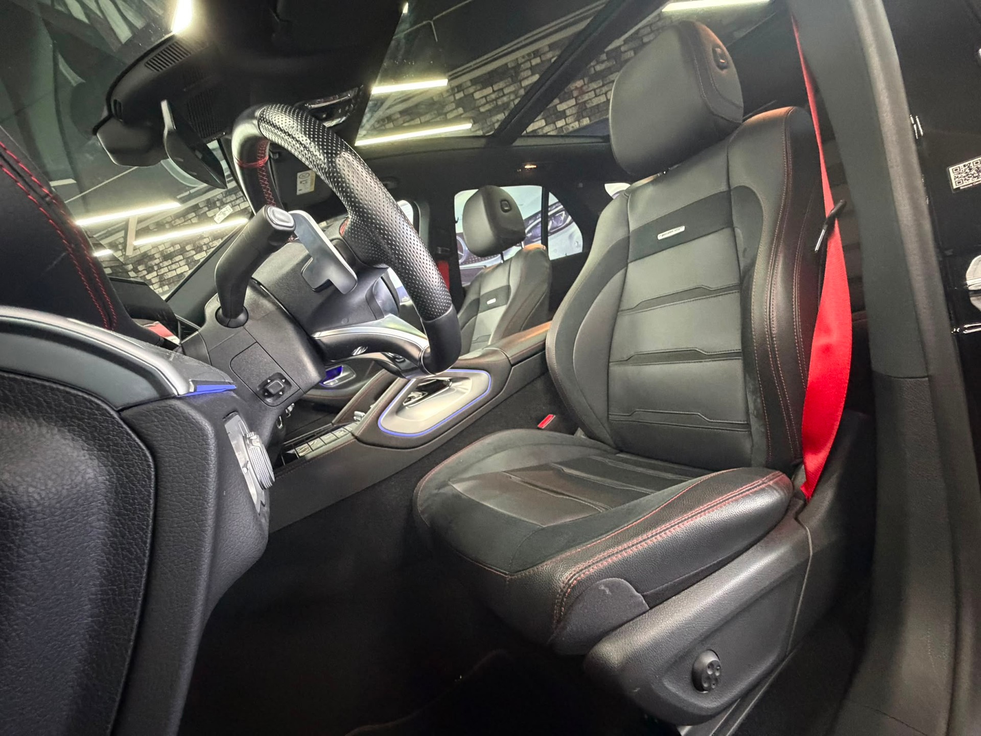 MERCEDES-BENZ MERCEDES-BENZ GLE 53 AMG 4Matic Limited All Black Performance 9G-Speedshift-image-6