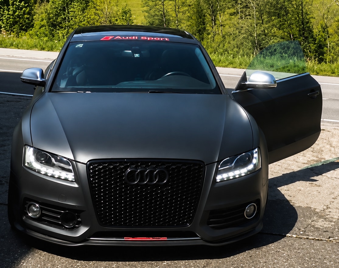 AUDI 4.2 V8 FSI quattro T-Tronic-image-0